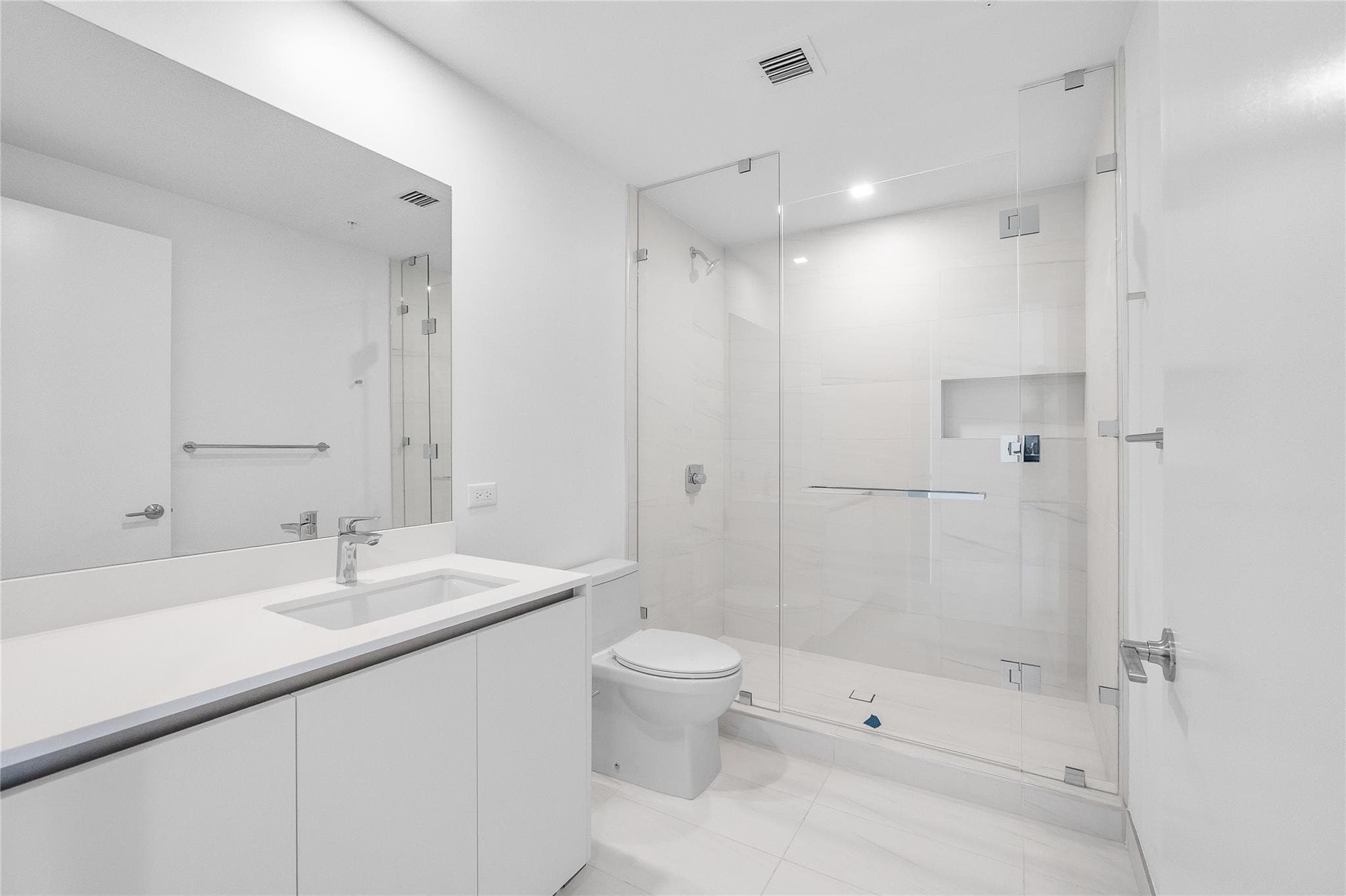 900 N Ocean Boulevard 504, Pompano Beach, FL 33062 — photo 19 of 63