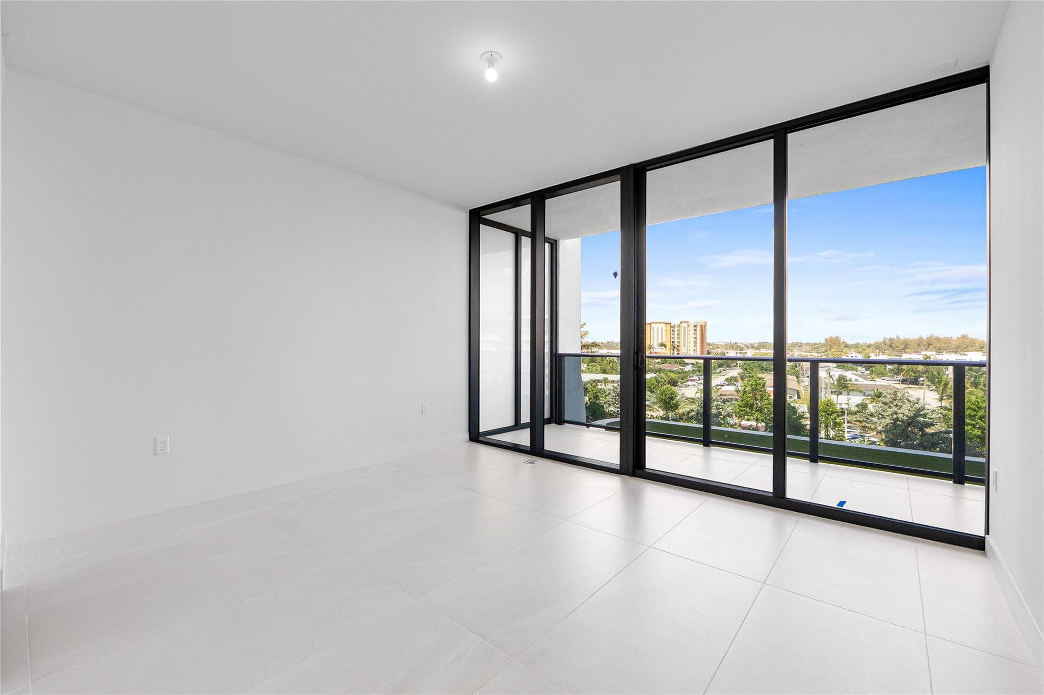 900 N Ocean Boulevard 504, Pompano Beach, FL 33062 — photo 22 of 63