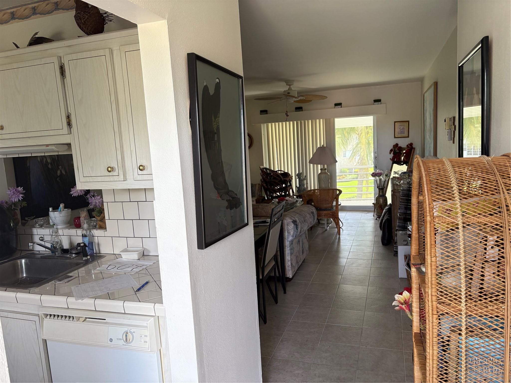3506 NW 49th Avenue 604, Lauderdale Lakes, FL 33319 — photo 2 of 32