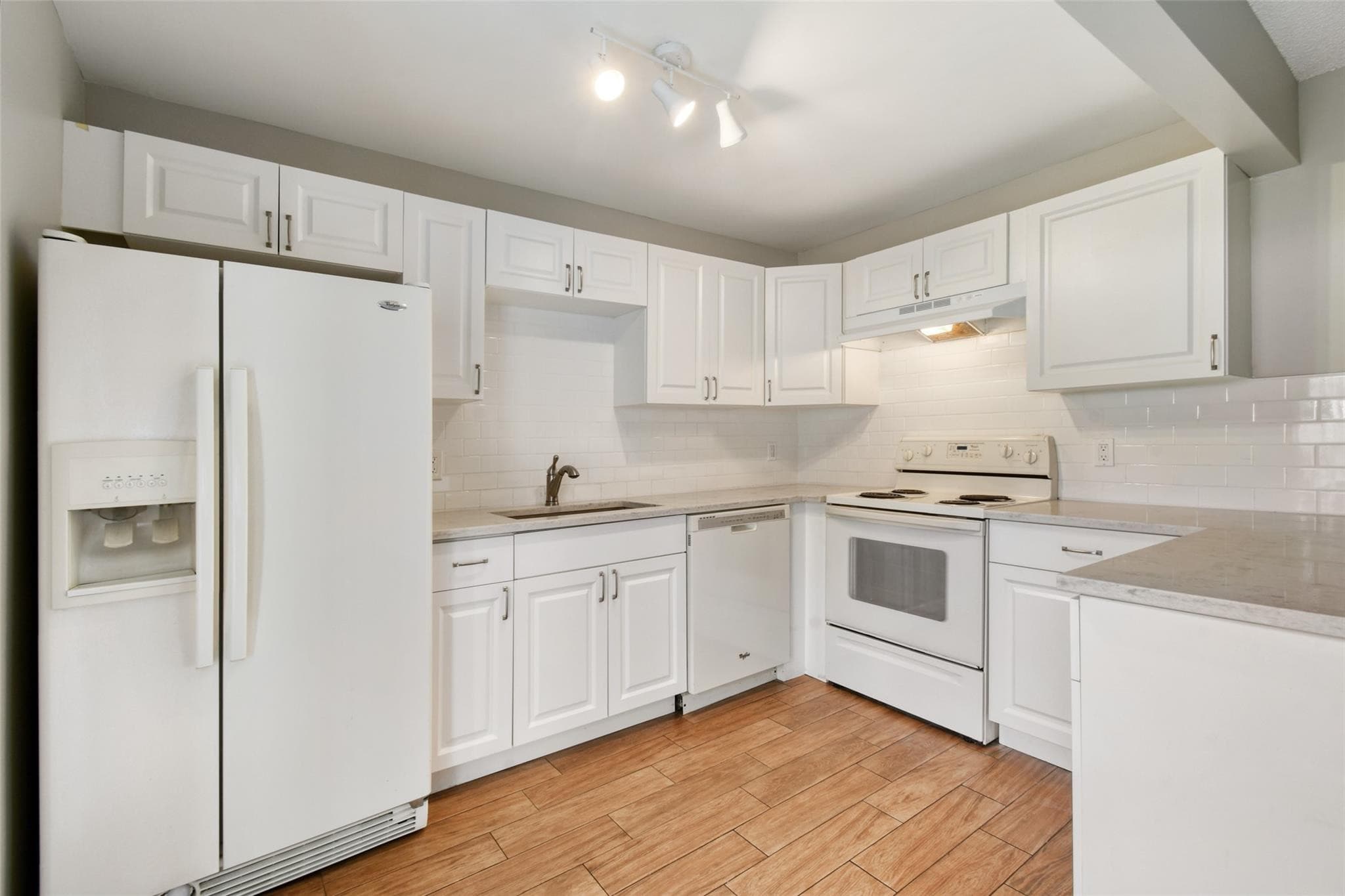4350 Lilac Street B, Palm Beach Gardens, FL 33410 — photo 13 of 37