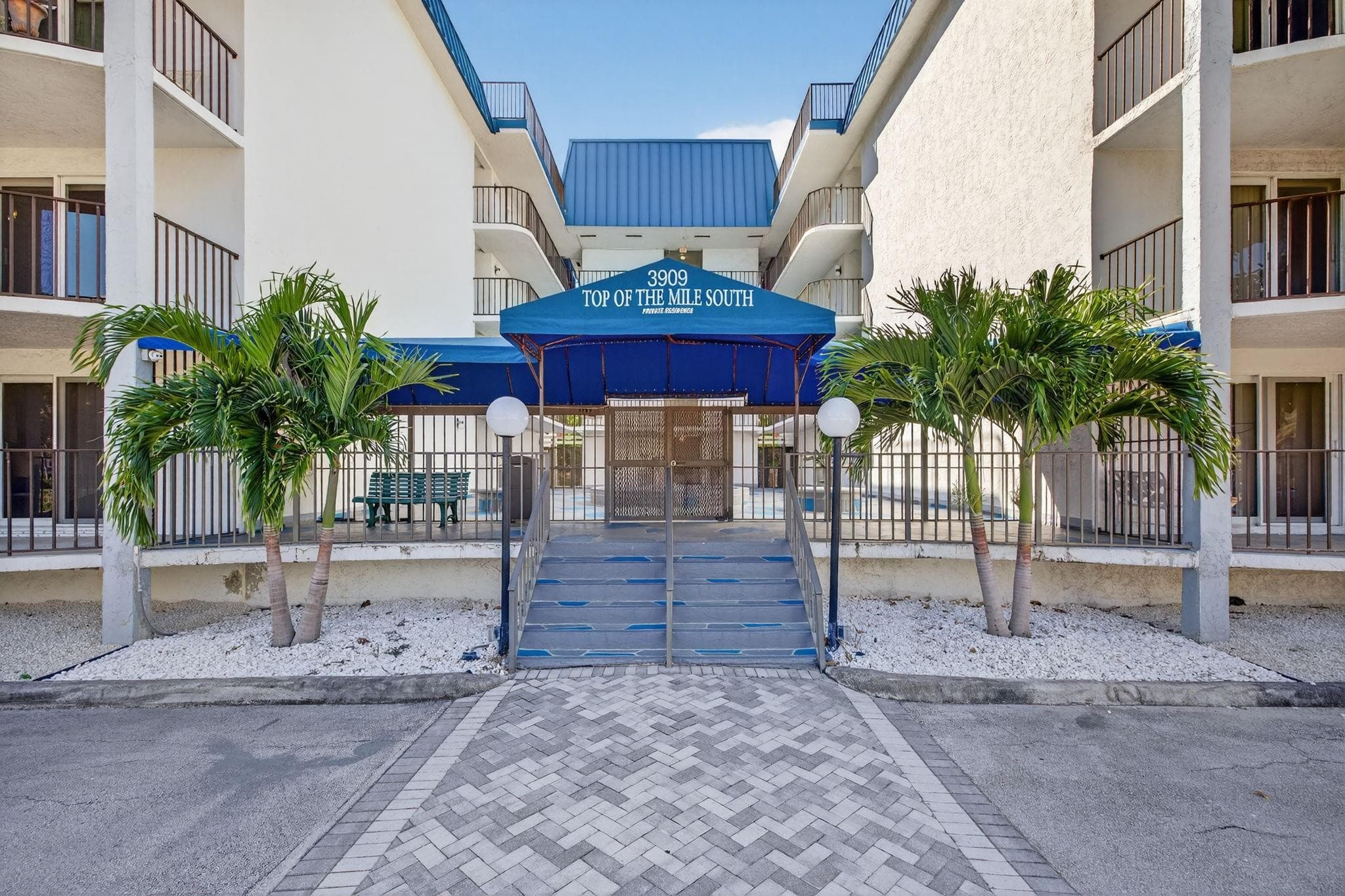 3909 N Ocean Boulevard 314, Fort Lauderdale, FL 33308 — photo 4 of 80
