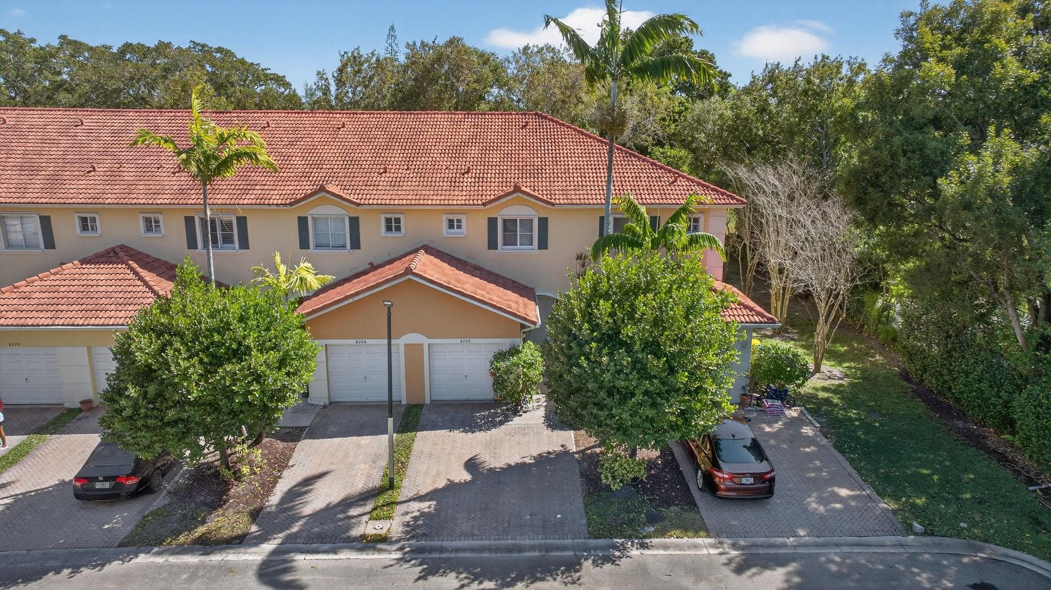 8204 Santa Monica Avenue 8204, Tamarac, FL 33321 — photo 2 of 31