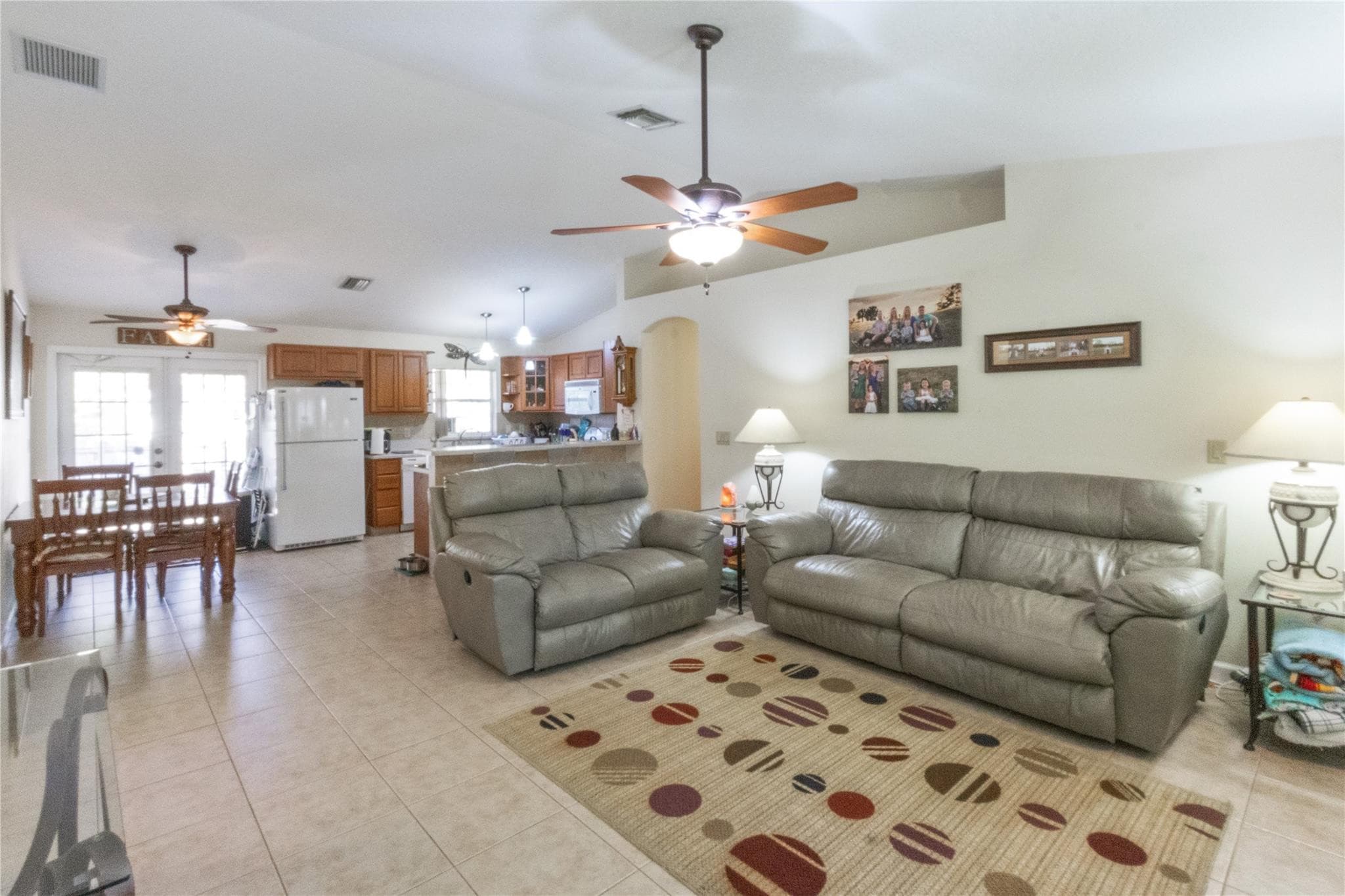 2321 NW 4th Street, Okeechobee, FL 34972 — photo 4 of 37