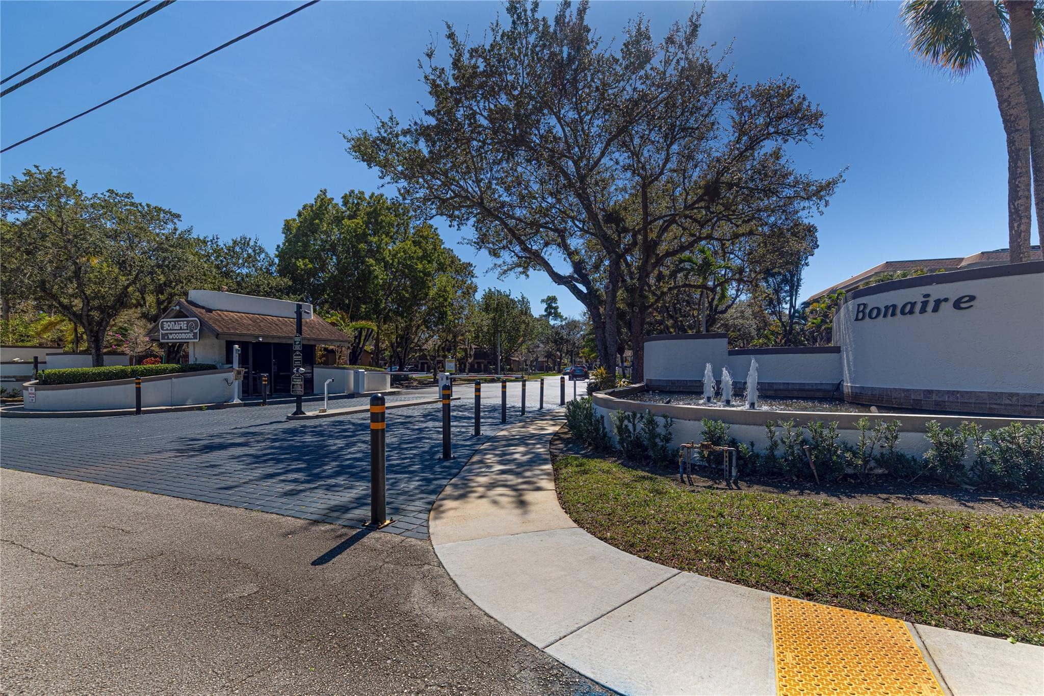 7653 NW 79th Avenue 114, Tamarac, FL 33321 — photo 4 of 47