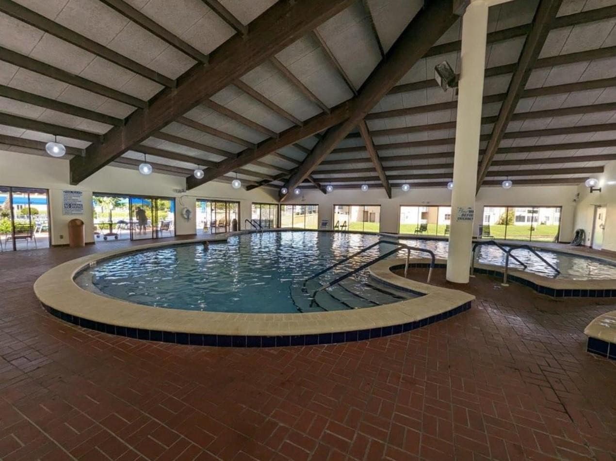9460 Sunrise Lake Boulevard 212, Sunrise, FL 33322 — photo 22 of 34