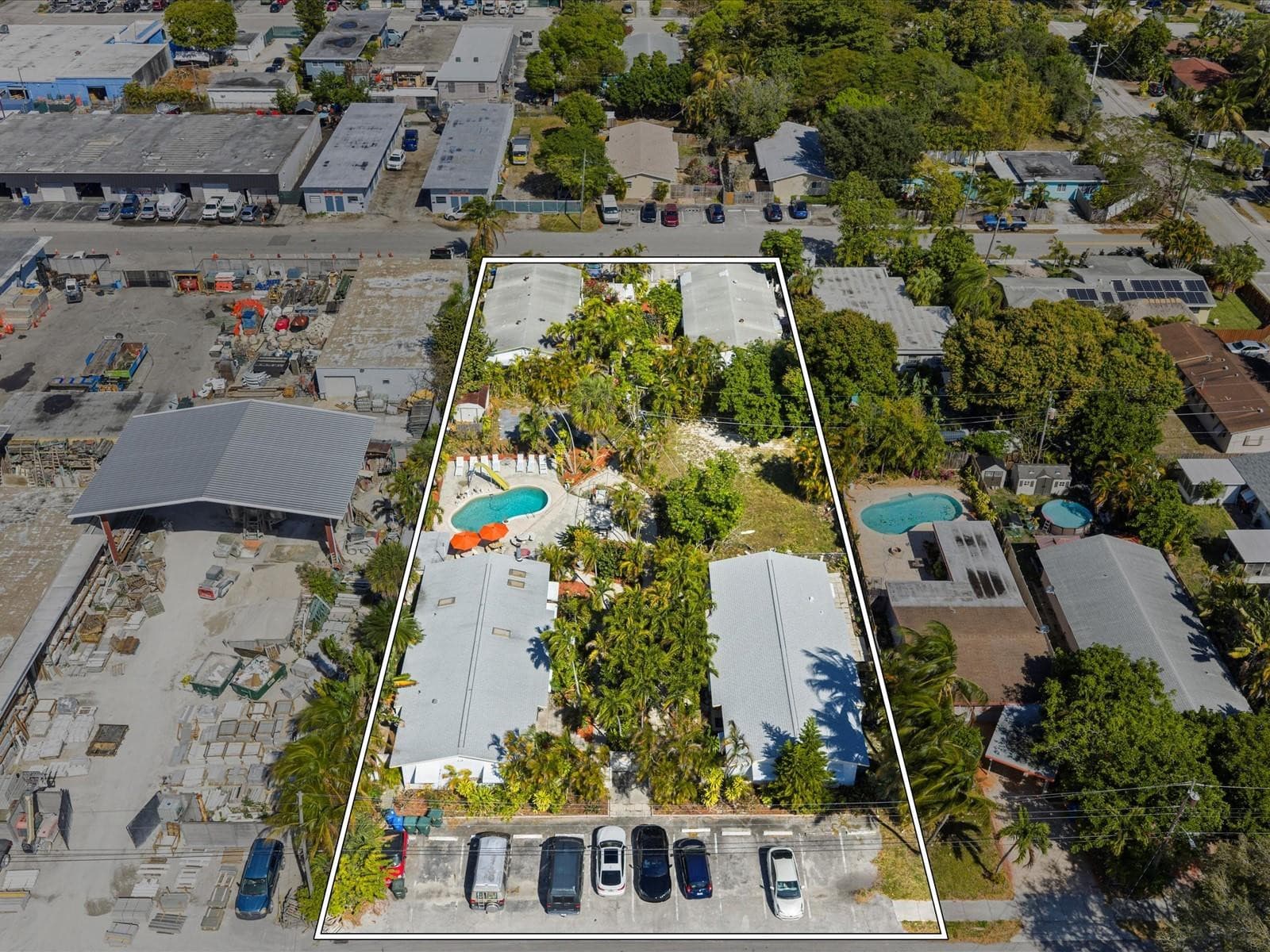 560-564 NE 34th Street, Oakland Park, FL 33334 — photo 2 of 32