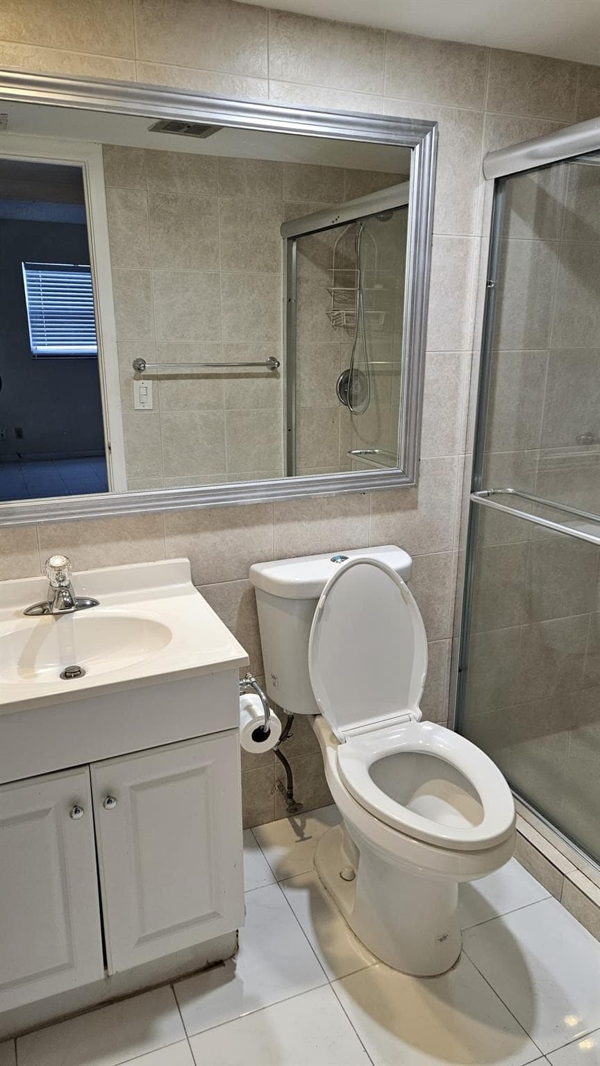 4042 NW 19th Street F411, Fort Lauderdale, FL 33313 — photo 10 of 18