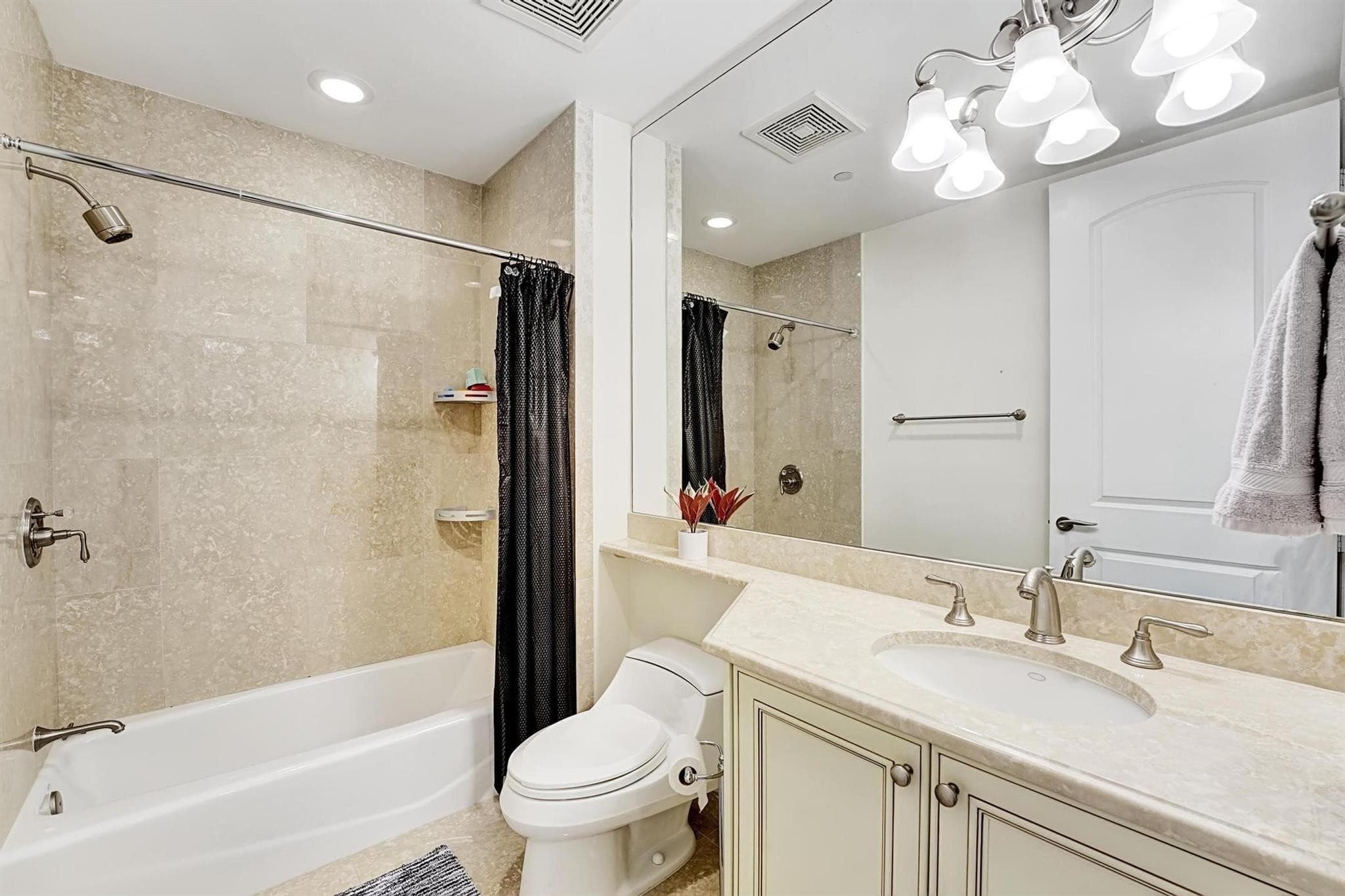 1 N Ocean Boulevard 403, Boca Raton, FL 33432 — photo 18 of 47