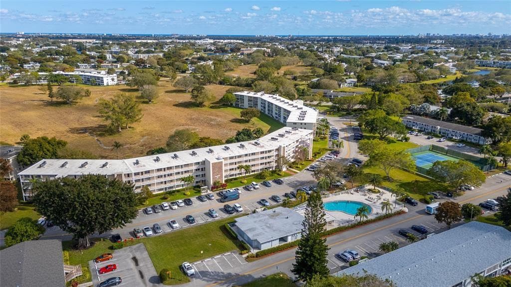 3049 Ventnor O 3049, Deerfield Beach, FL 33442 — photo 1 of 37