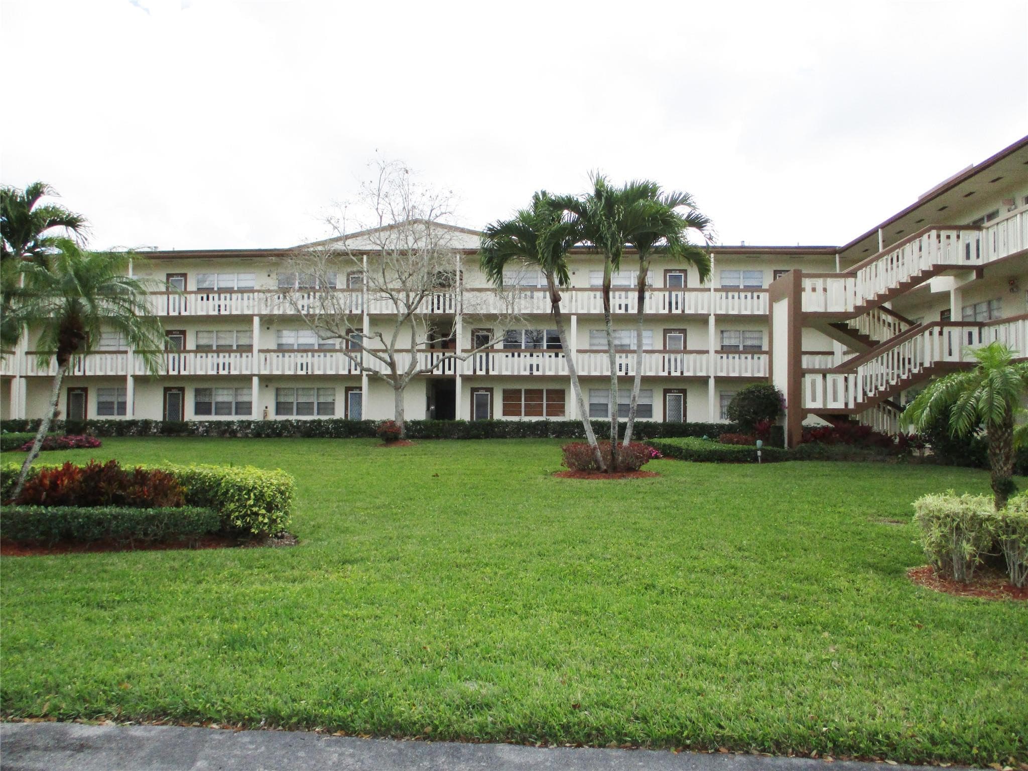 513 Mansfield M 513, Boca Raton, FL 33434 — photo 1 of 47