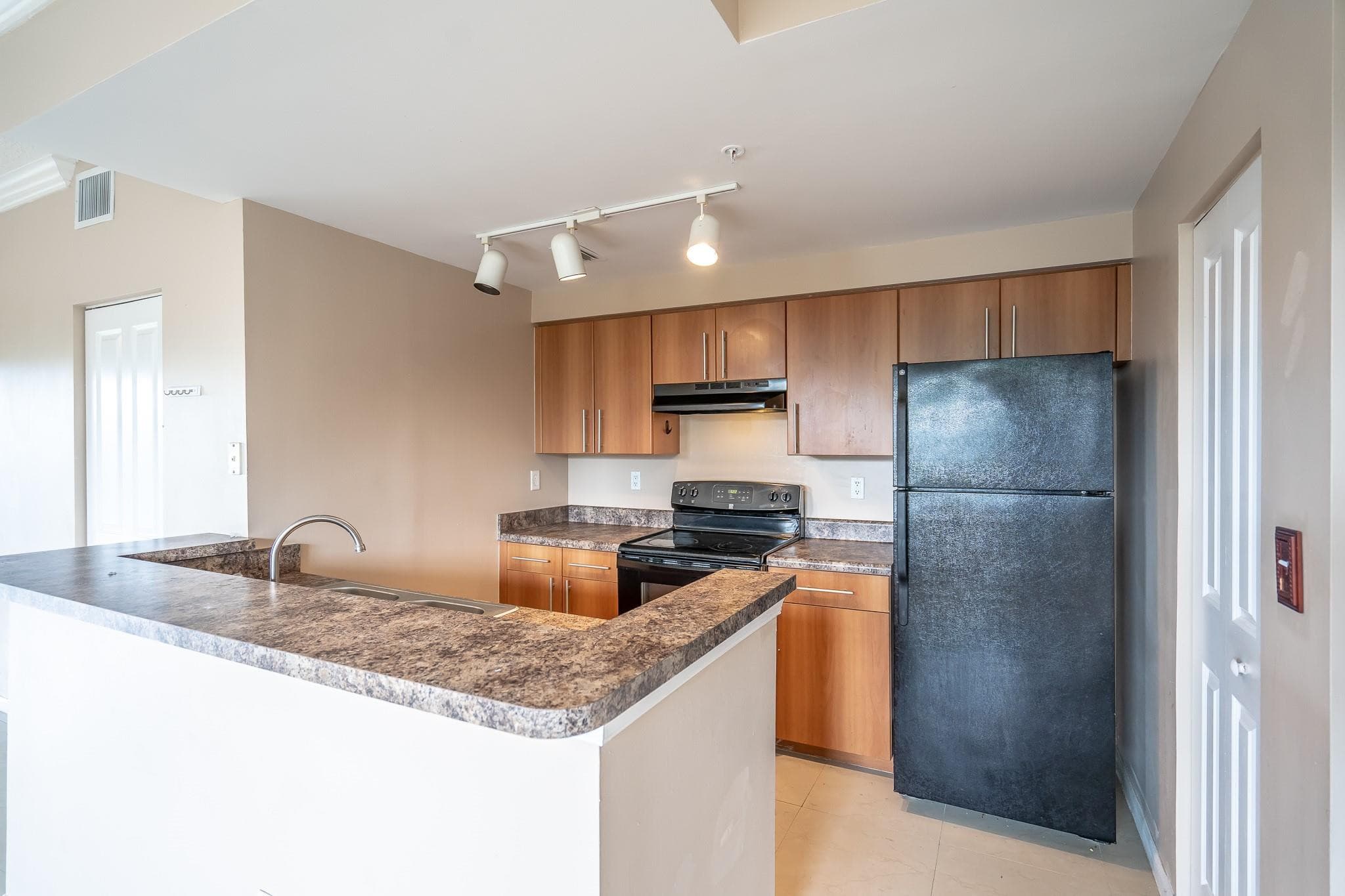 5800 W Sample Road 308, Coral Springs, FL 33067 — photo 8 of 14