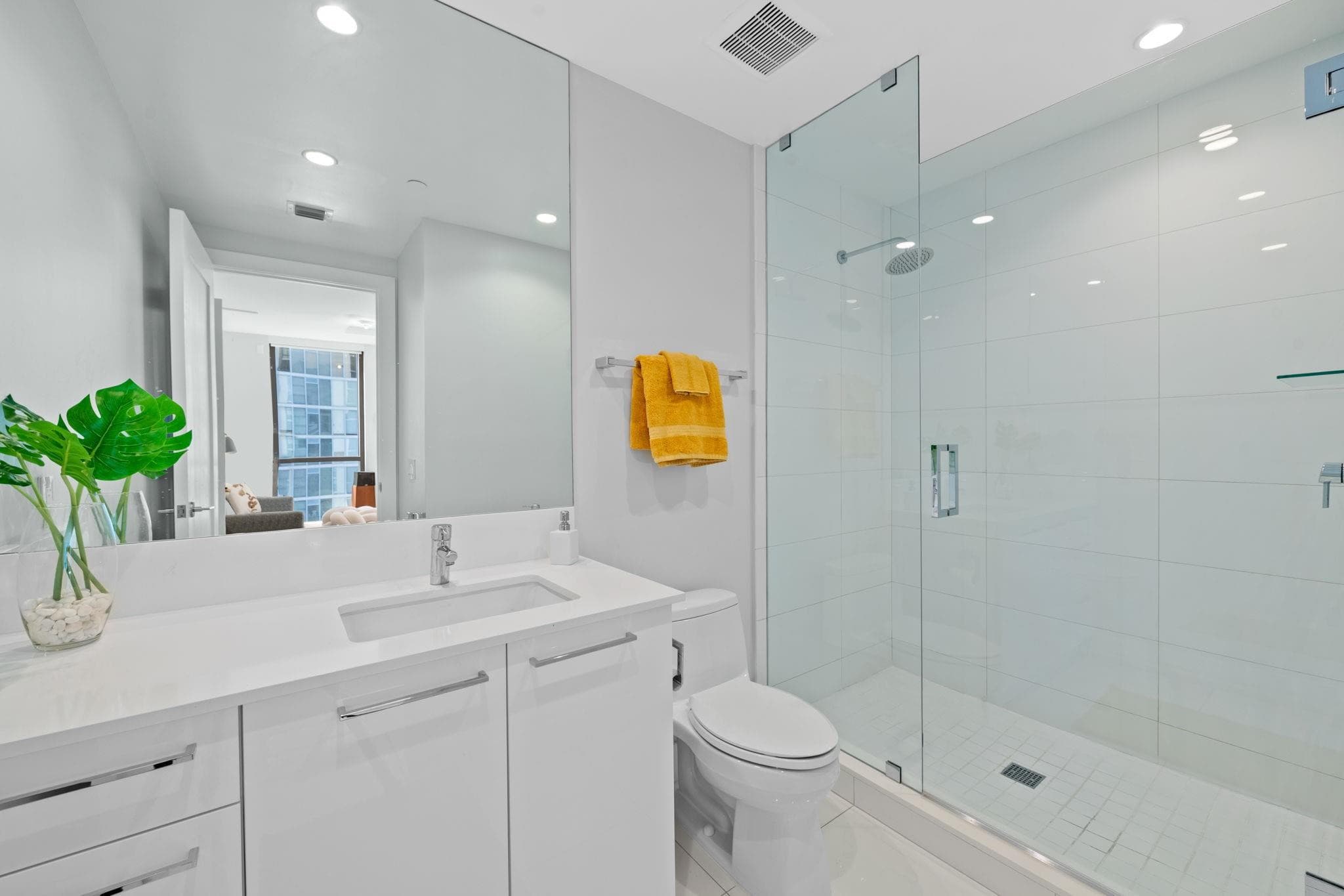100 E Las Olas Boulevard 2404, Fort Lauderdale, FL 33301 — photo 26 of 73