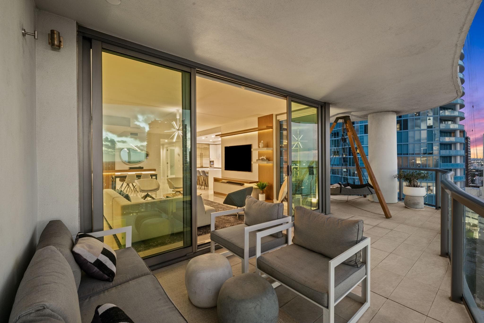 100 E Las Olas Boulevard 2404, Fort Lauderdale, FL 33301 — photo 40 of 73