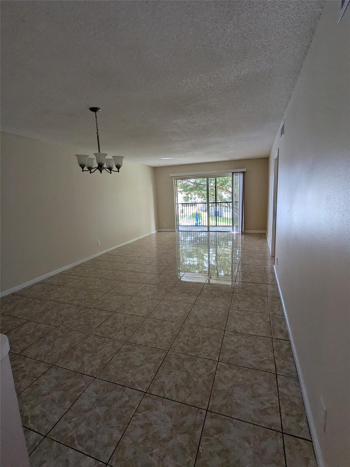 9800 Hollybrook Lake Drive 9-303, Pembroke Pines, FL 33025 — photo 8 of 20