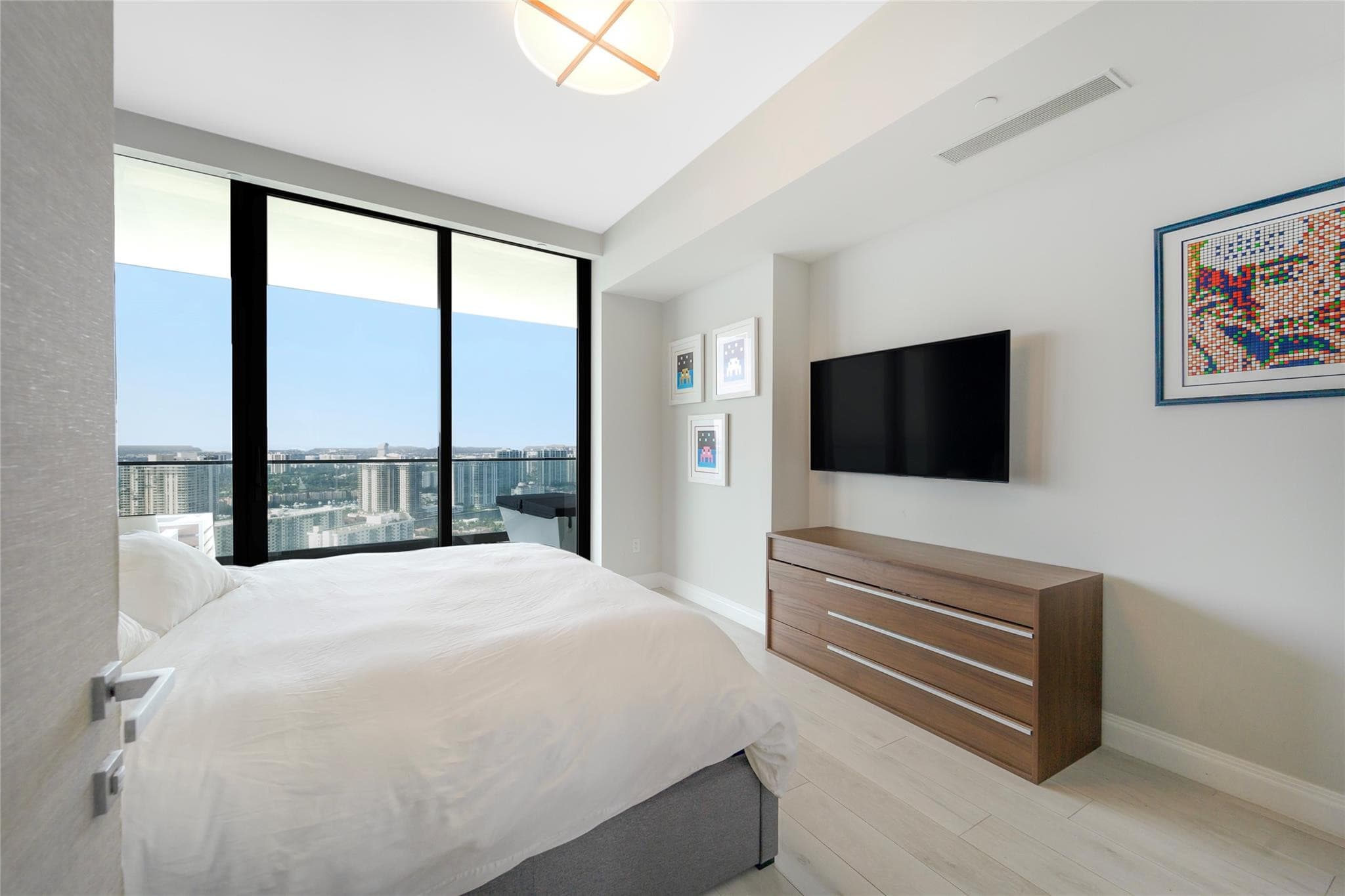 18975 Collins Avenue 3303, Sunny Isles Beach, FL 33160 — photo 23 of 32