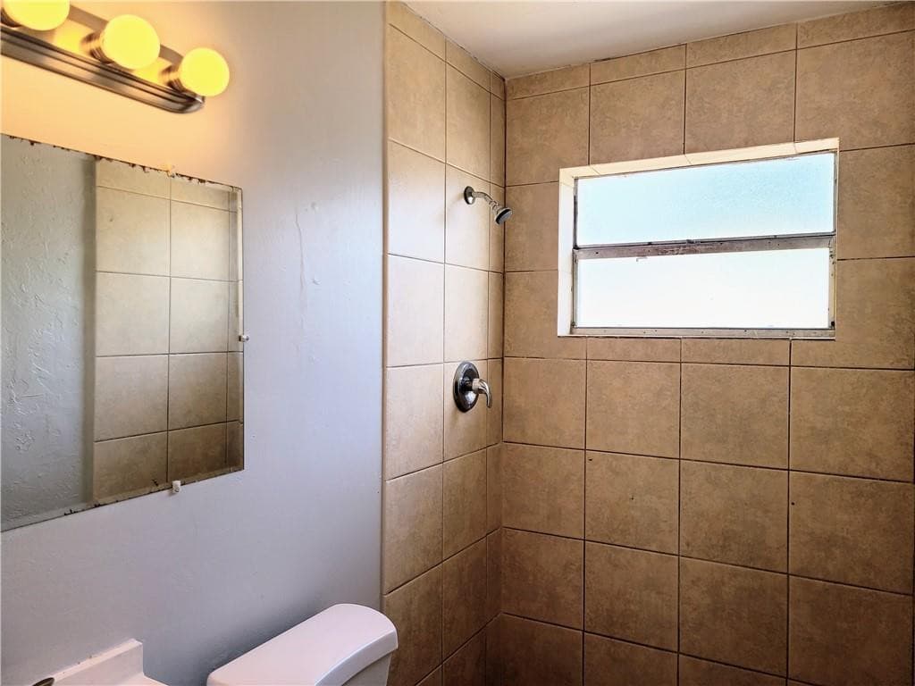 1707 NW 7th Street A, Fort Lauderdale, FL 33311 — photo 3 of 6