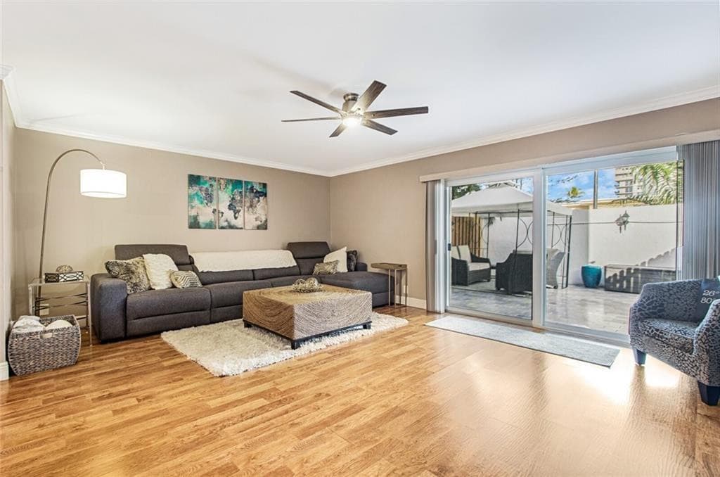 801 SE 16th Court 14, Fort Lauderdale, FL 33316 — photo 4 of 49