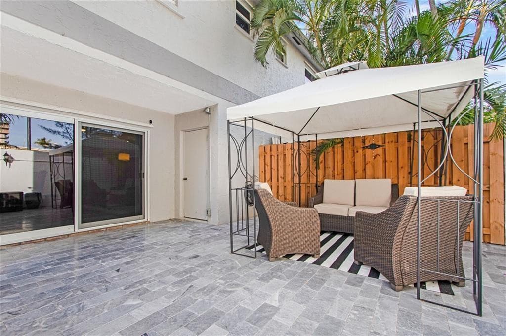 801 SE 16th Court 14, Fort Lauderdale, FL 33316 — photo 36 of 49