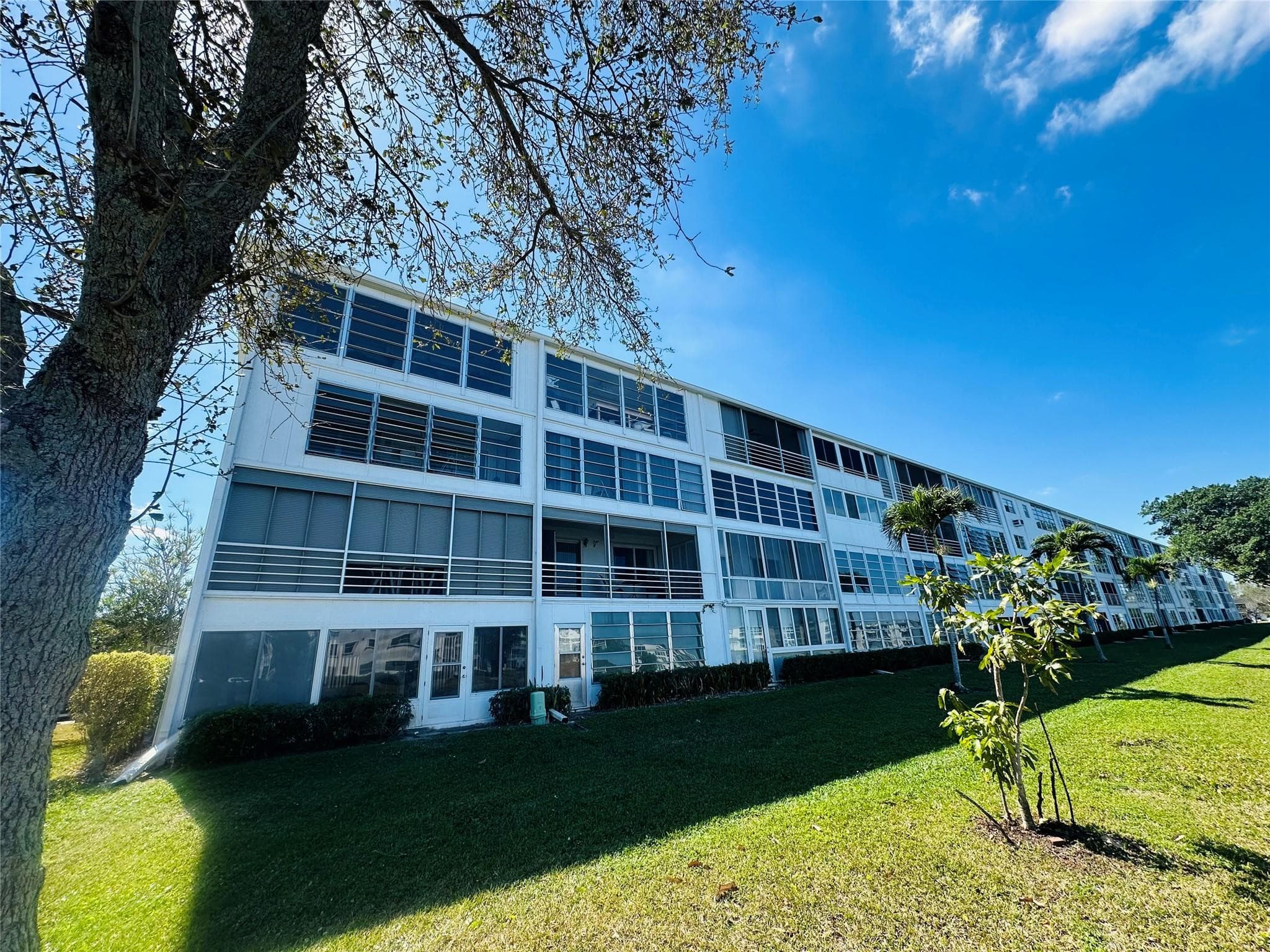 4050 Harwood E 4050, Deerfield Beach, FL 33442 — photo 25 of 57