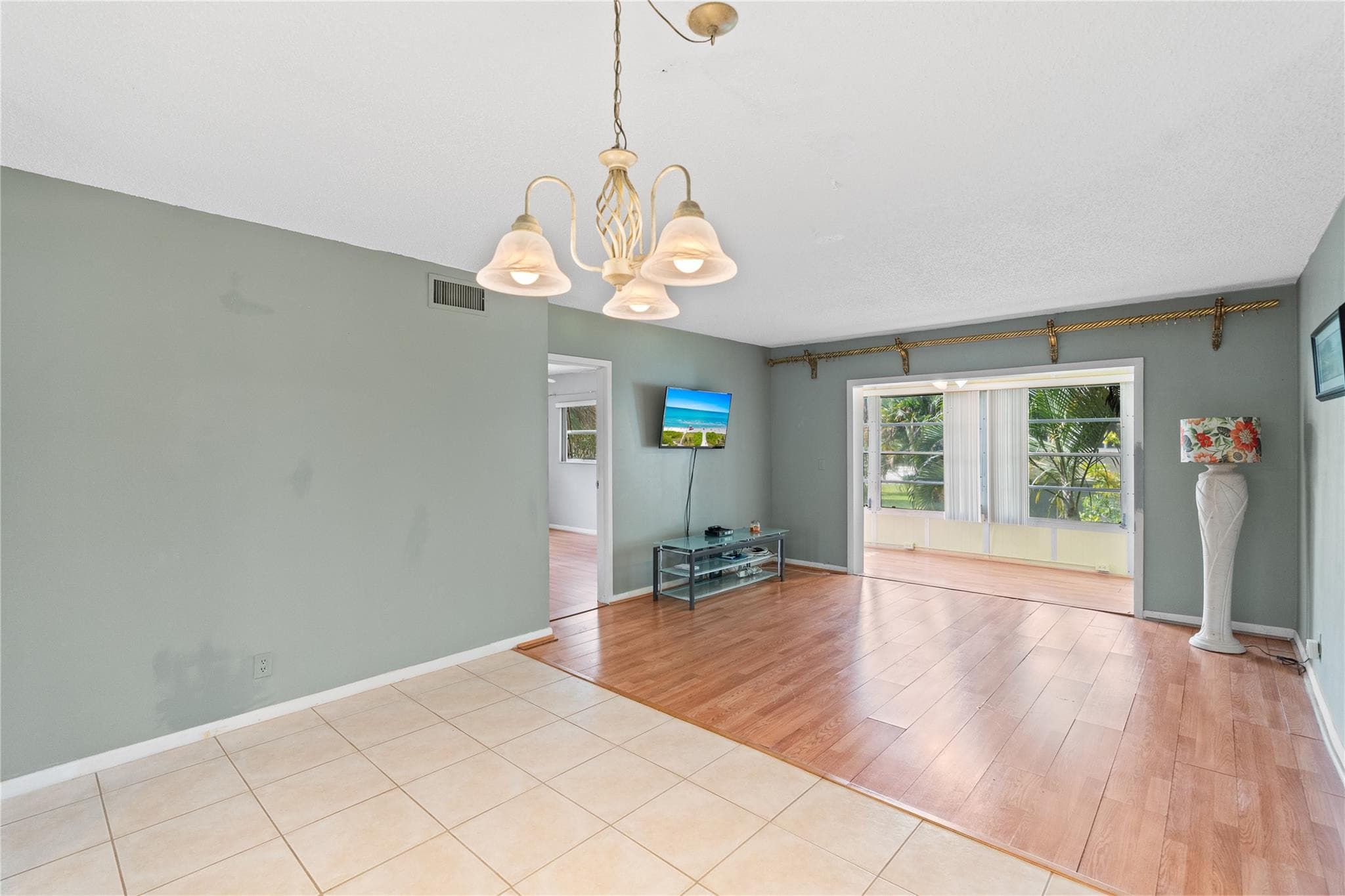1 Abbey Lane 201, Delray Beach, FL 33446 — photo 9 of 42