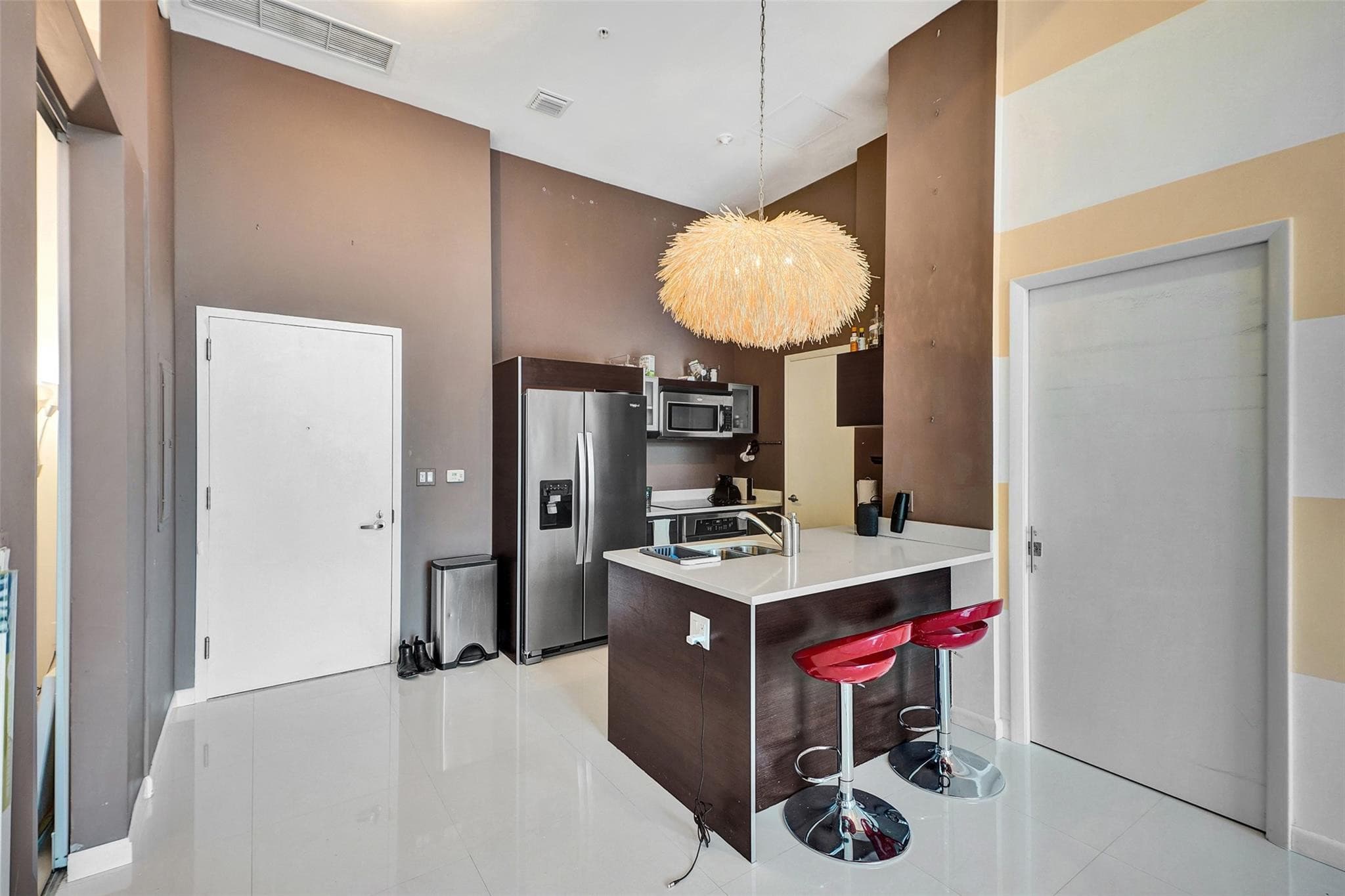 1900 N Bayshore Drive 715, Miami, FL 33132 — photo 10 of 54