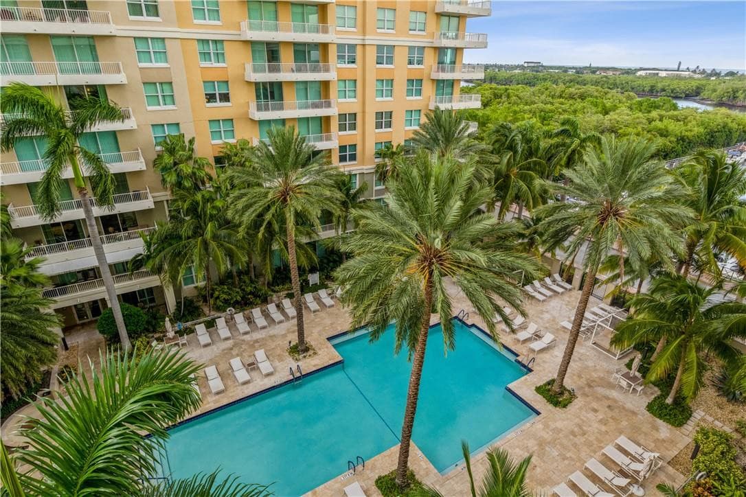 625 Casa Loma Boulevard 705, Boynton Beach, FL 33435 — photo 12 of 22