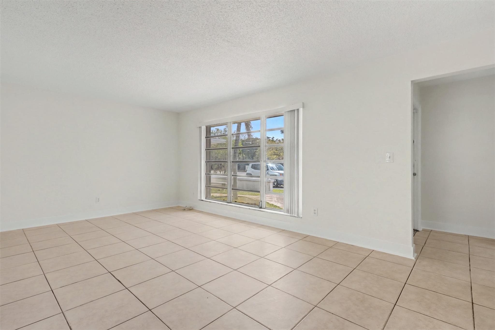 6821-6825 NW 11th Place 6825, Plantation, FL 33317 — photo 38 of 39