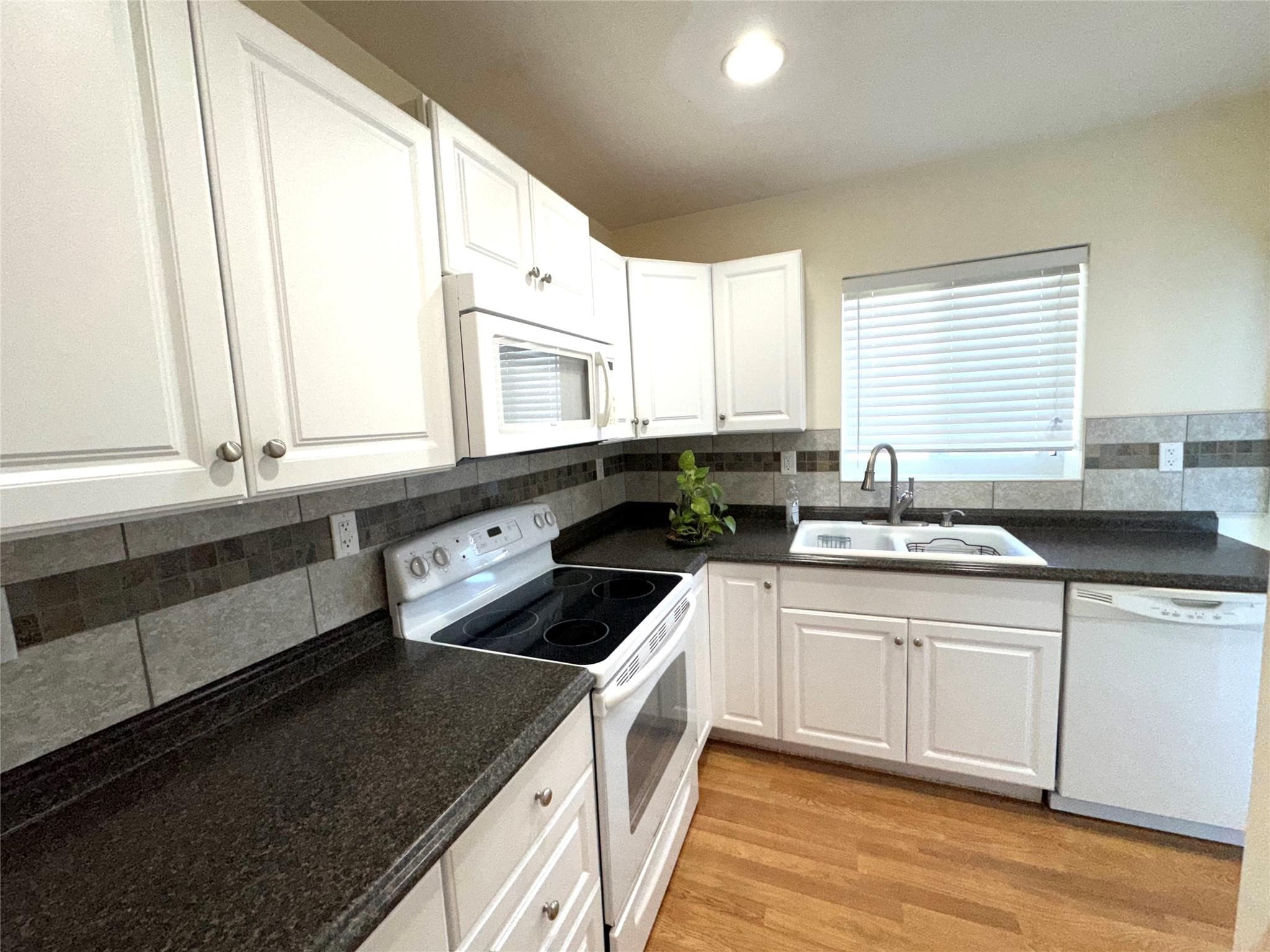 2100 NE 38th Street 138, Lighthouse Point, FL 33064 — photo 18 of 38
