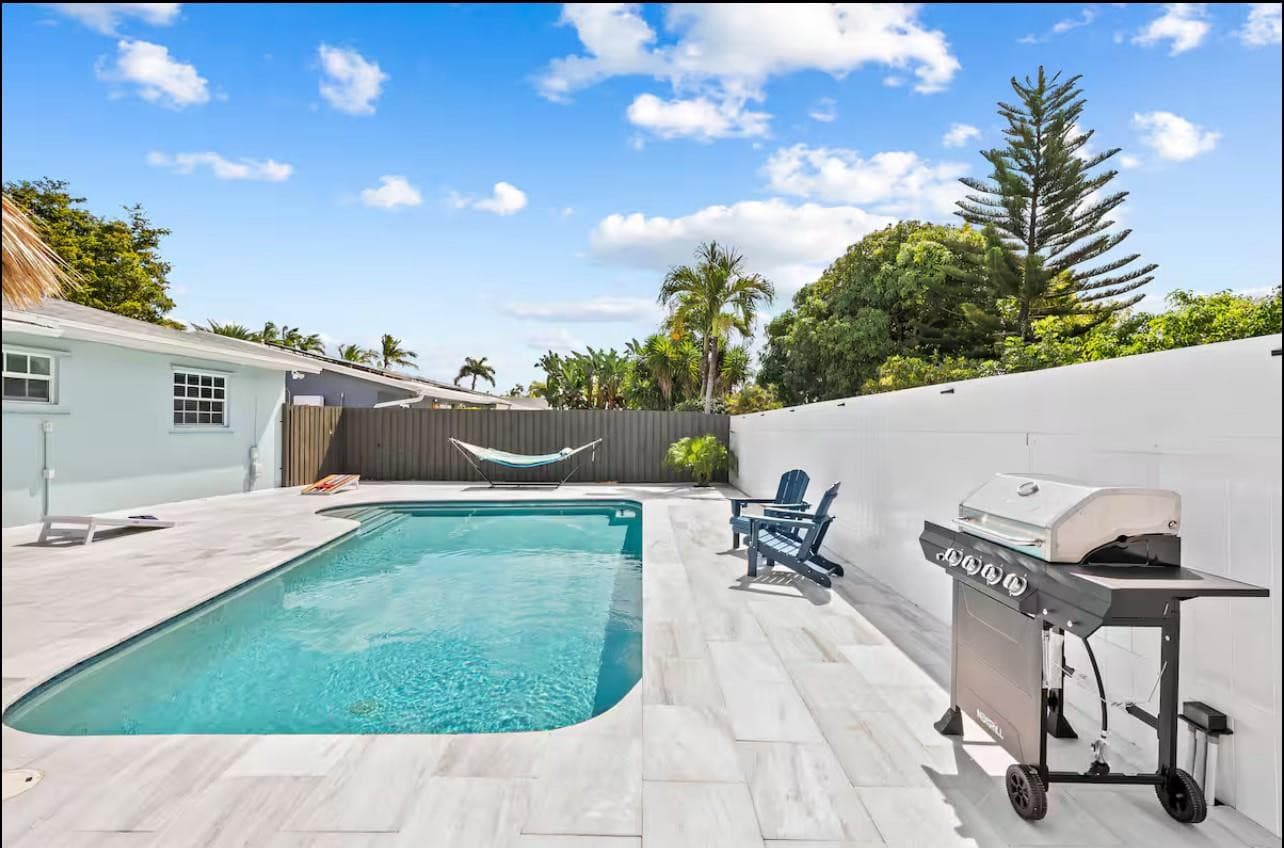 304 SE 4th Street, Dania Beach, FL 33004 — photo 22 of 27