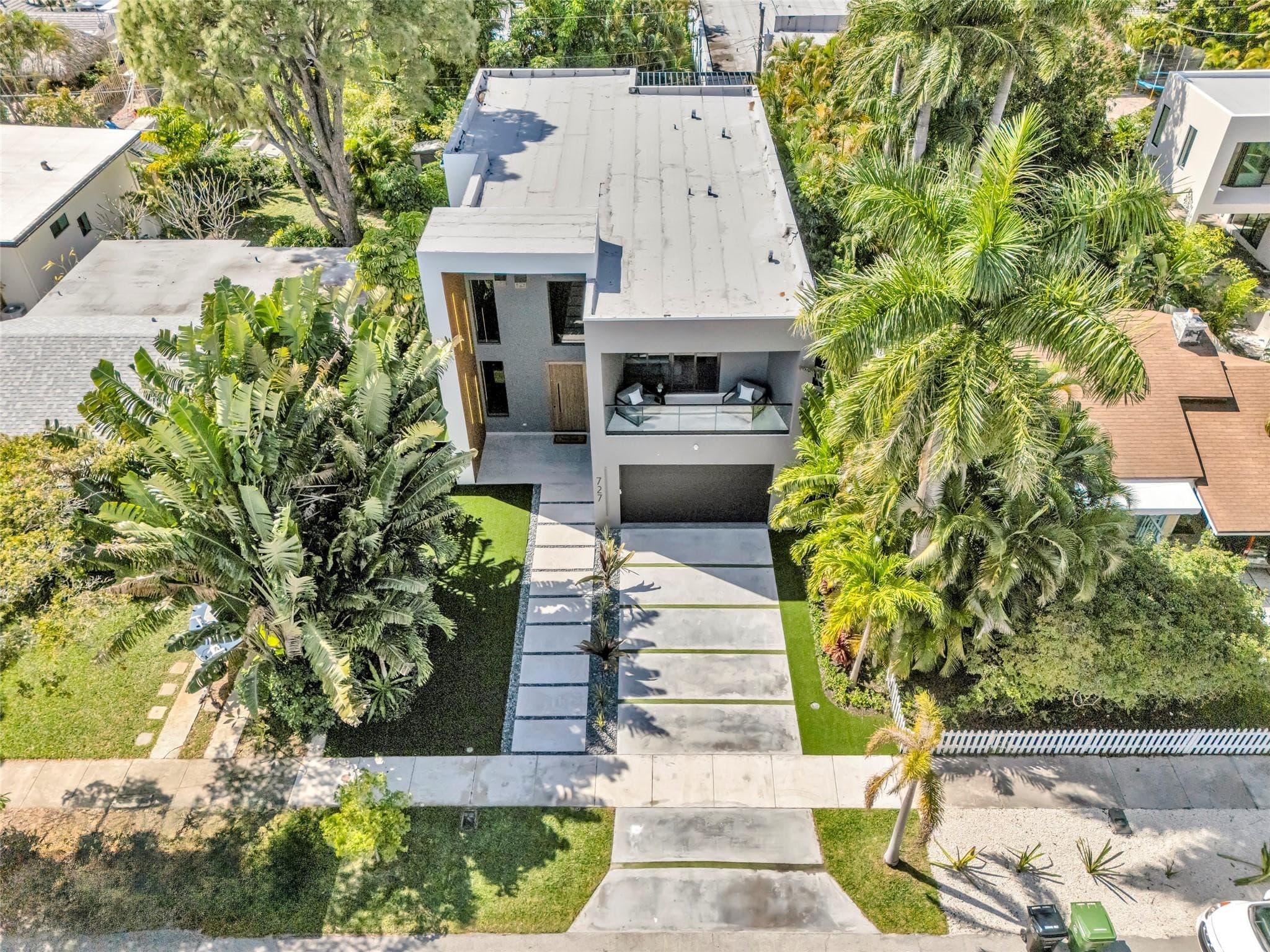 727 NE 17th Way, Fort Lauderdale, FL 33304 — photo 18 of 96