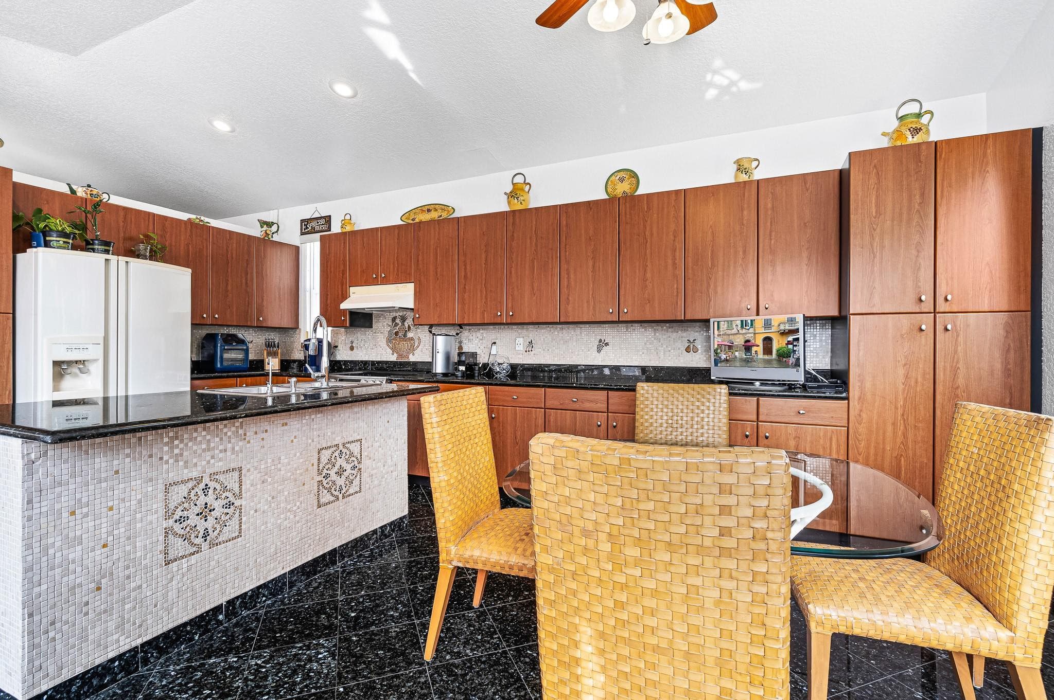 3274 NW 22nd Avenue, Oakland Park, FL 33309 — photo 14 of 51