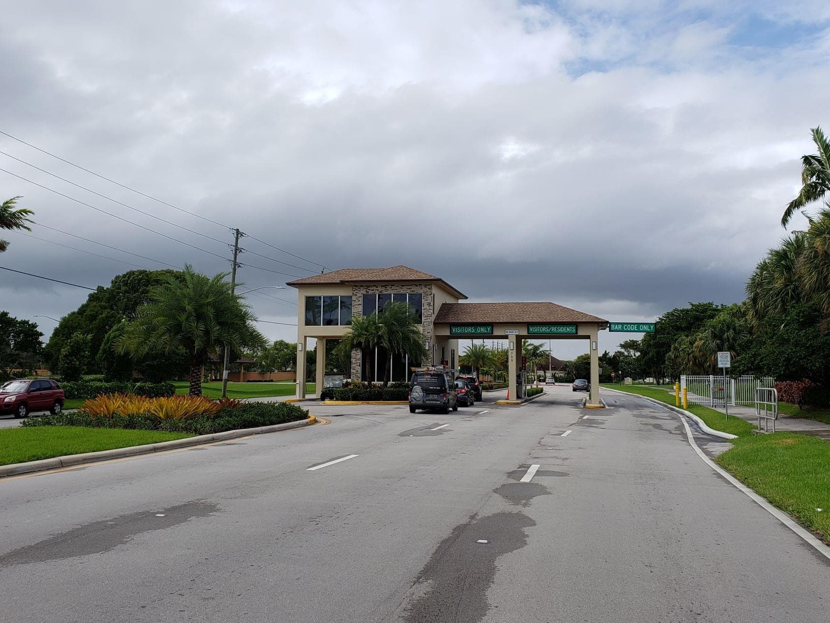 551 SW 135 Avenue 216b, Pembroke Pines, FL 33027 — photo 23 of 33