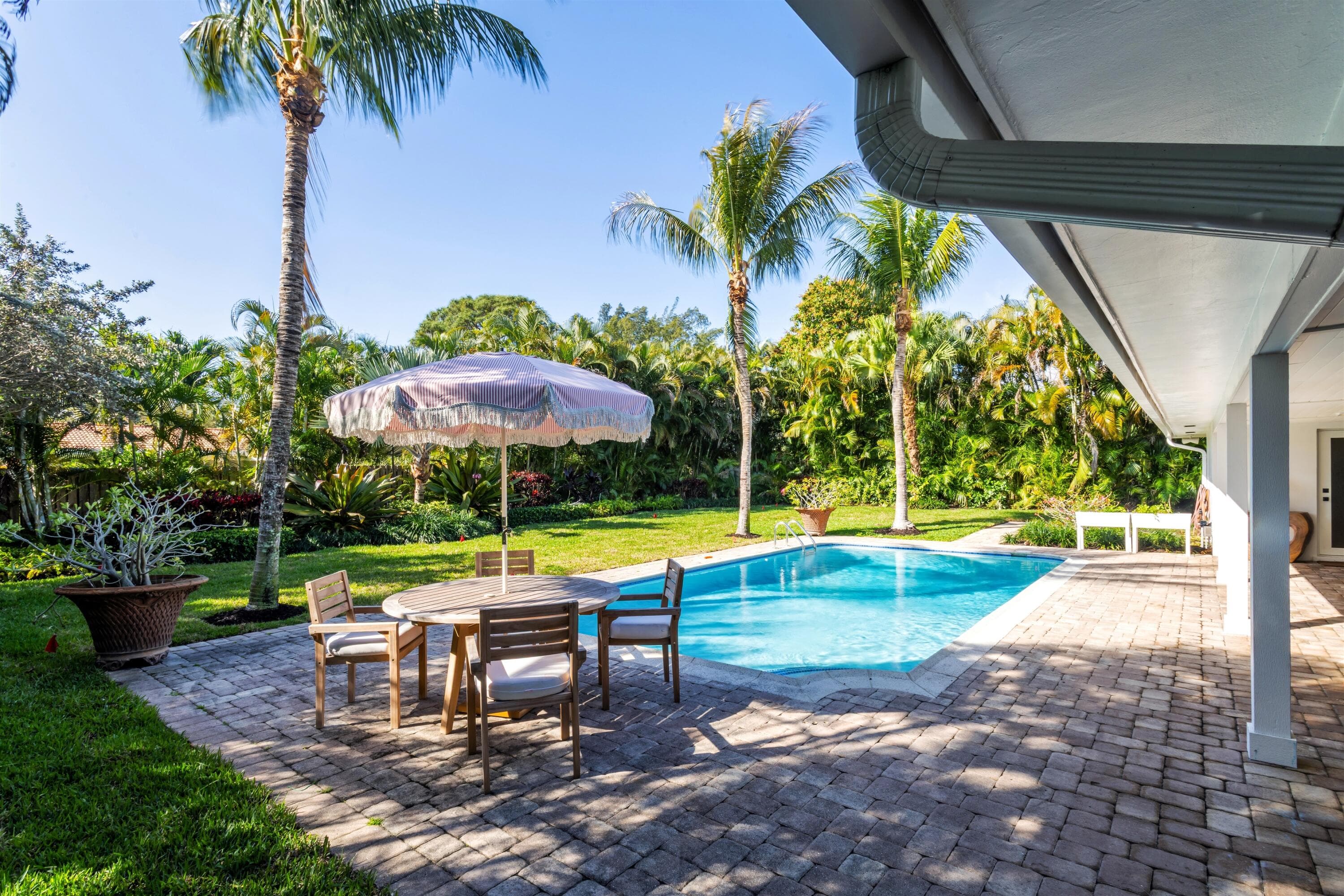 2720 Cardinal Circle, Gulf Stream, FL 33483 — photo 24 of 28