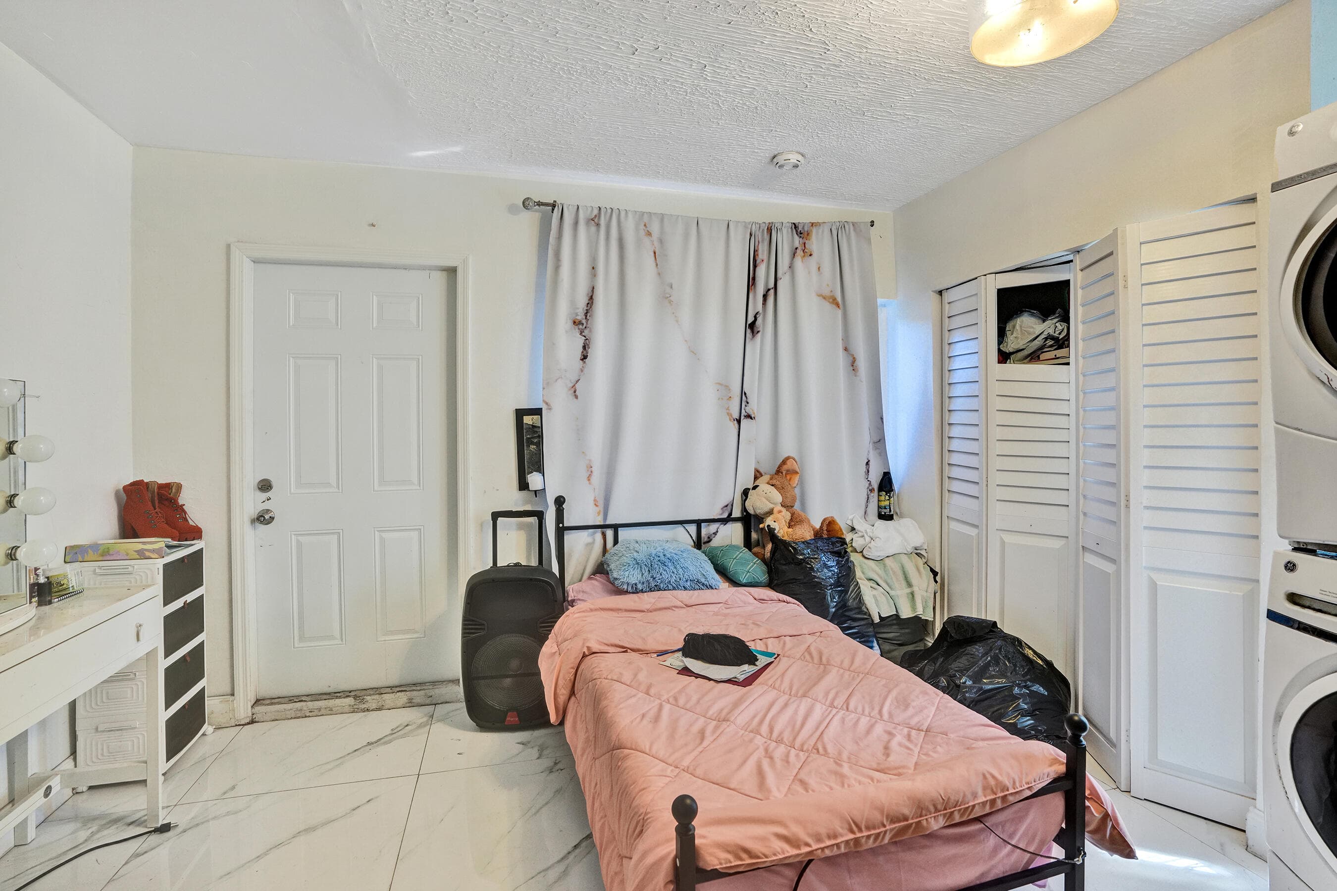 640 NE 160th Street, Miami, FL 33162 — photo 15 of 27