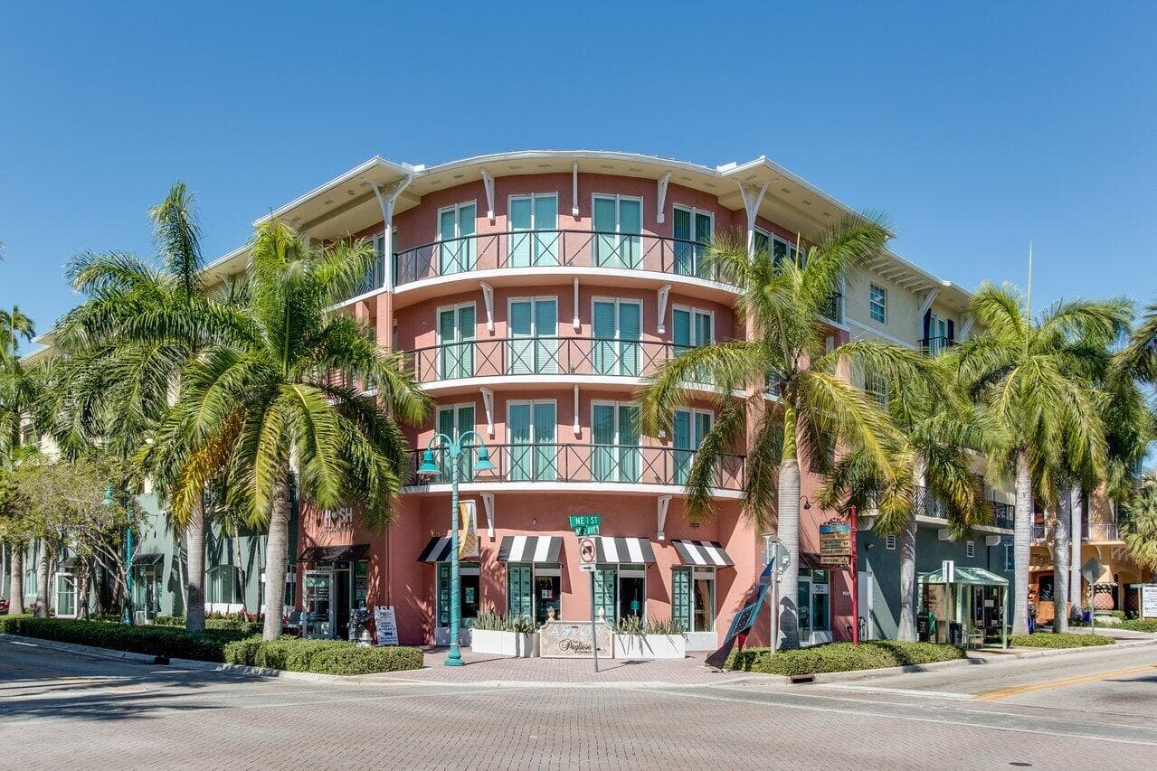 235 NE 1st Street 504, Delray Beach, FL 33444 — photo 3 of 17