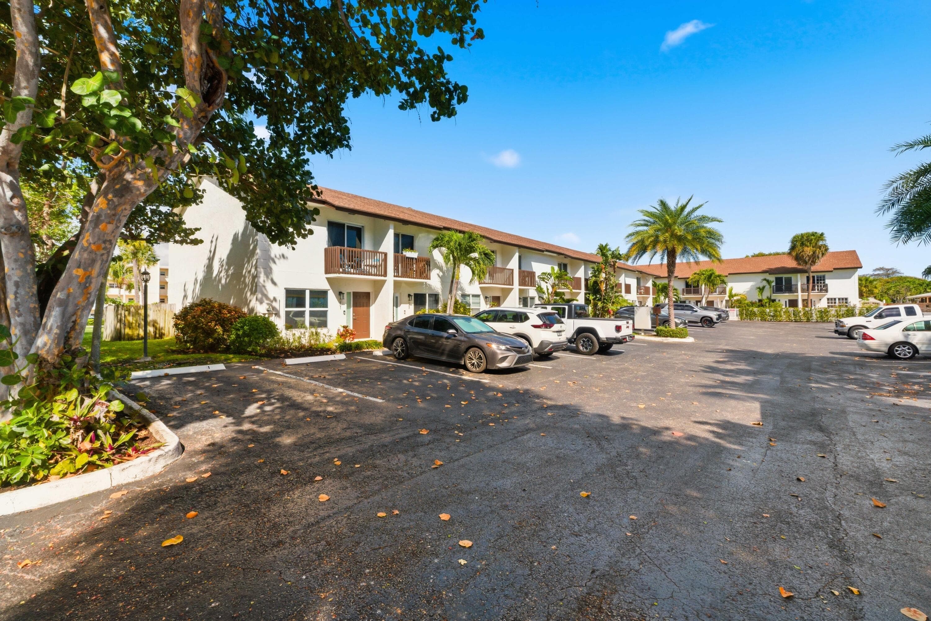 1917 NE 3rd Street 104, Deerfield Beach, FL 33441 — photo 31 of 35