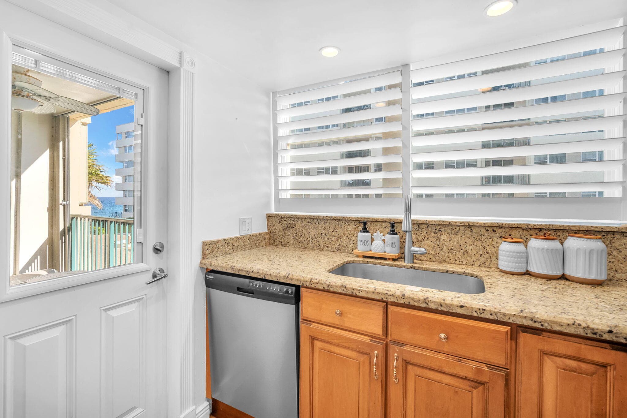 1239 Hillsboro Mile 202, Hillsboro Beach, FL 33062 — photo 10 of 42
