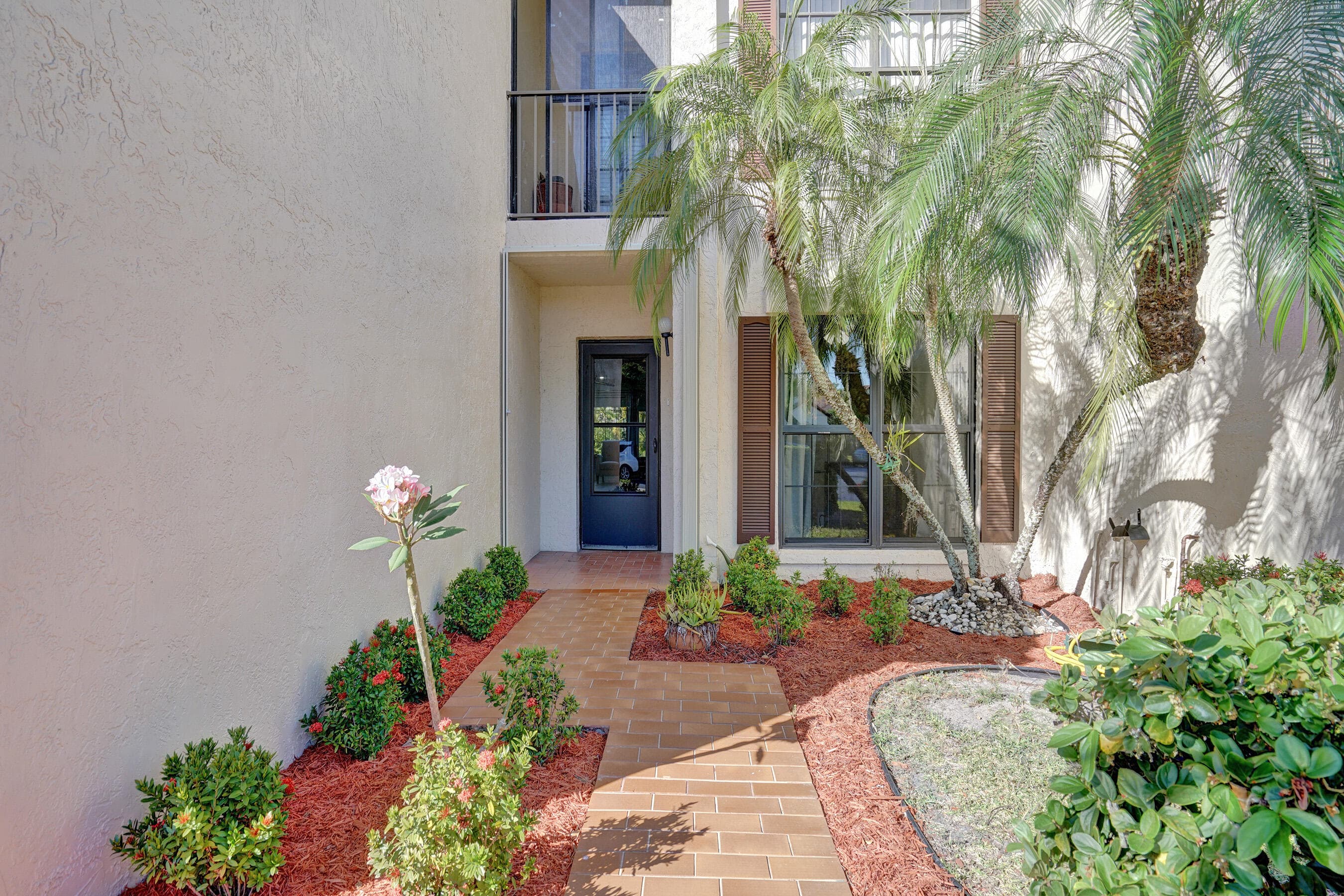 3068 Lucerne Park Drive, Greenacres, FL 33467 — photo 3 of 35