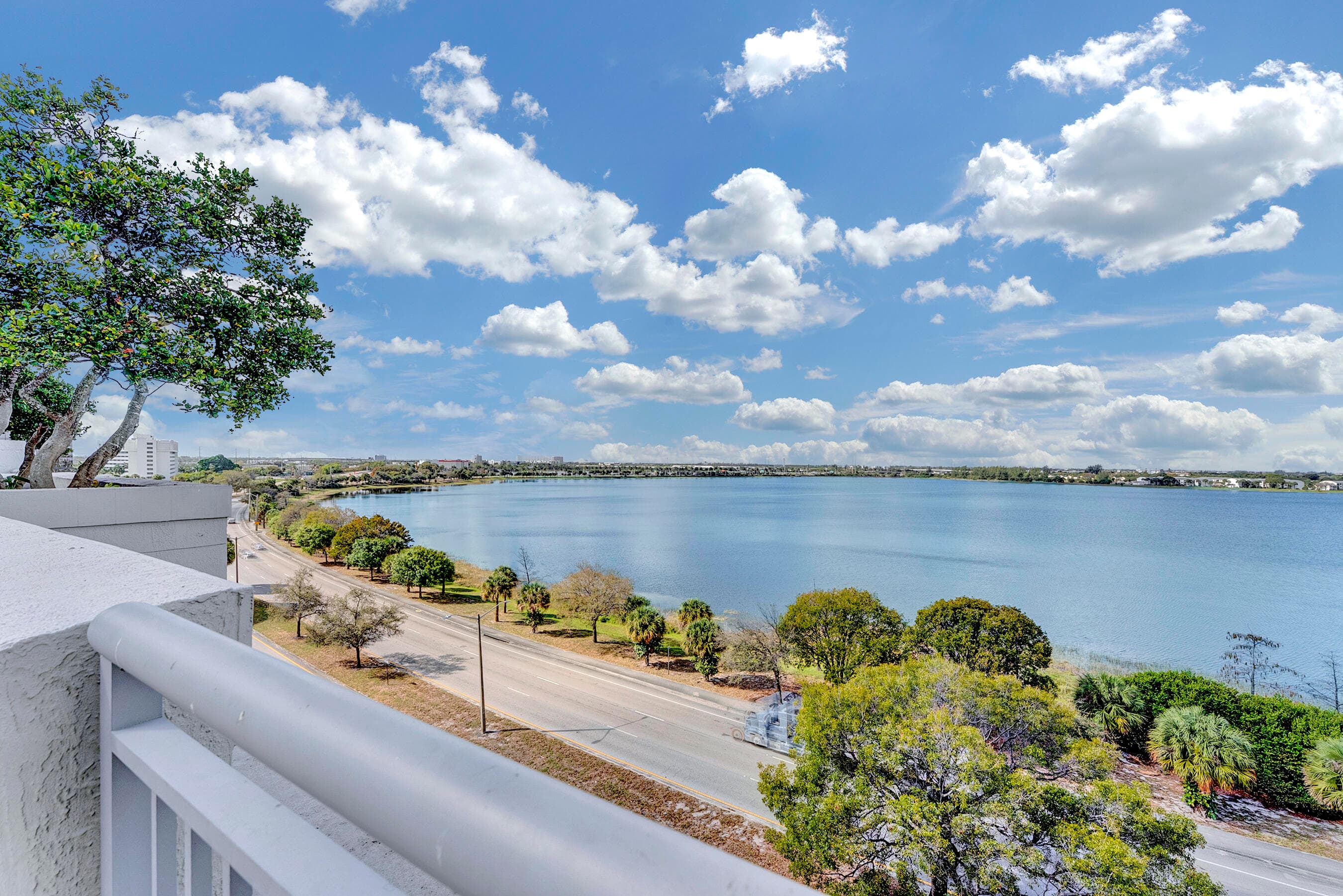 300 S Australian Avenue 502, West Palm Beach, FL 33401 — photo 27 of 44