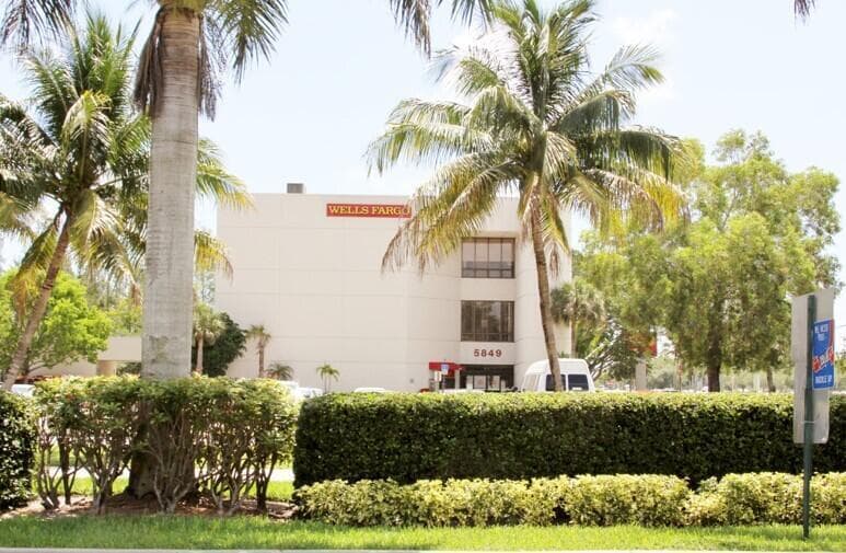 259 Sheffield K 259, West Palm Beach, FL 33417 — photo 29 of 34
