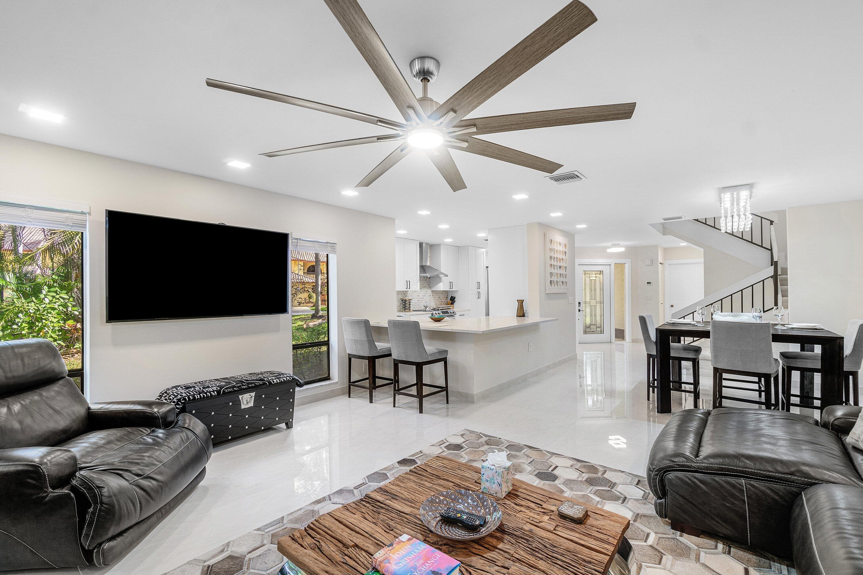 5294 10th Fairway Drive, Delray Beach, FL 33484 — photo 1 of 62