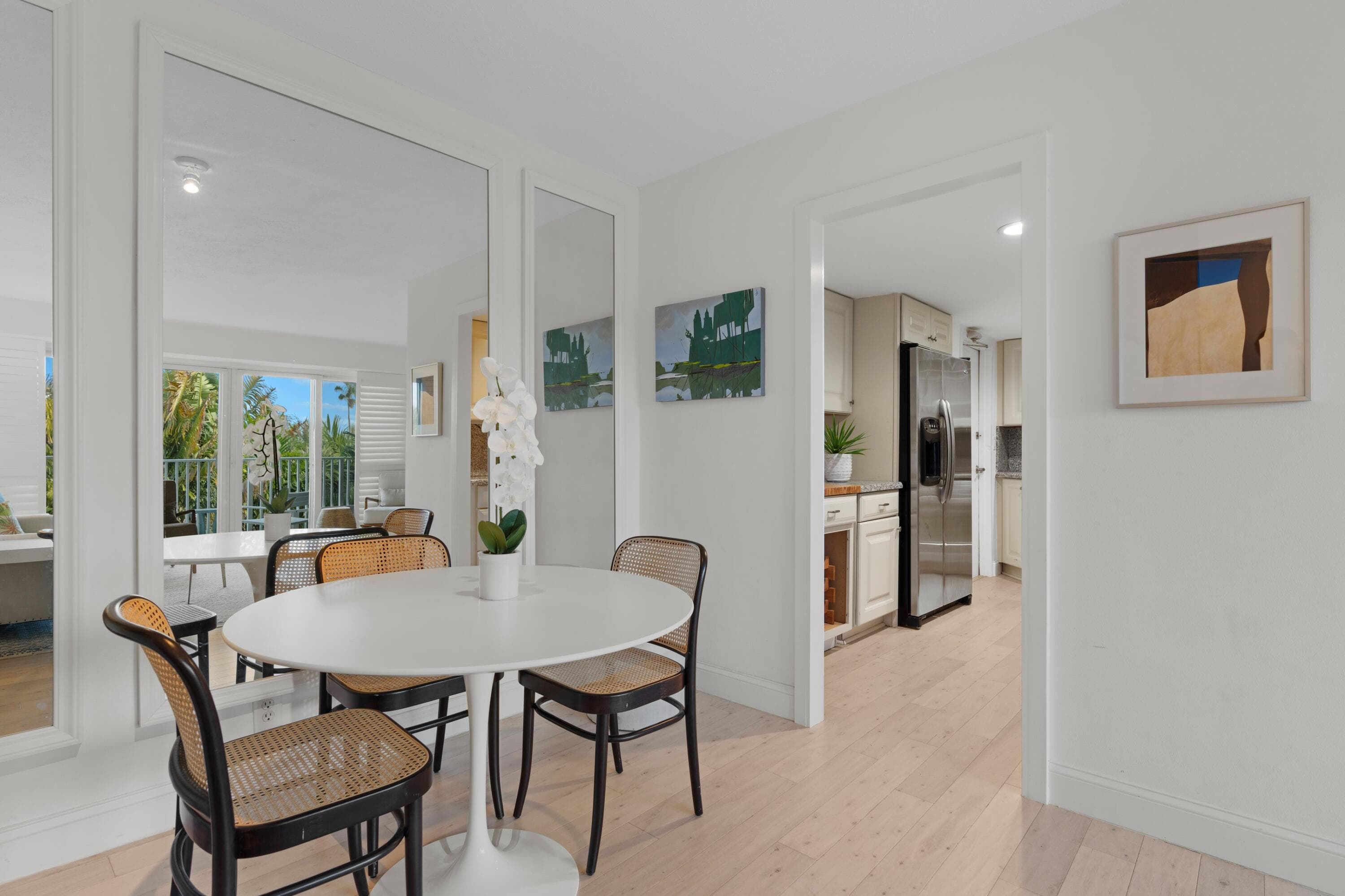223 Atlantic Avenue 4e, Palm Beach, FL 33480 — photo 5 of 19