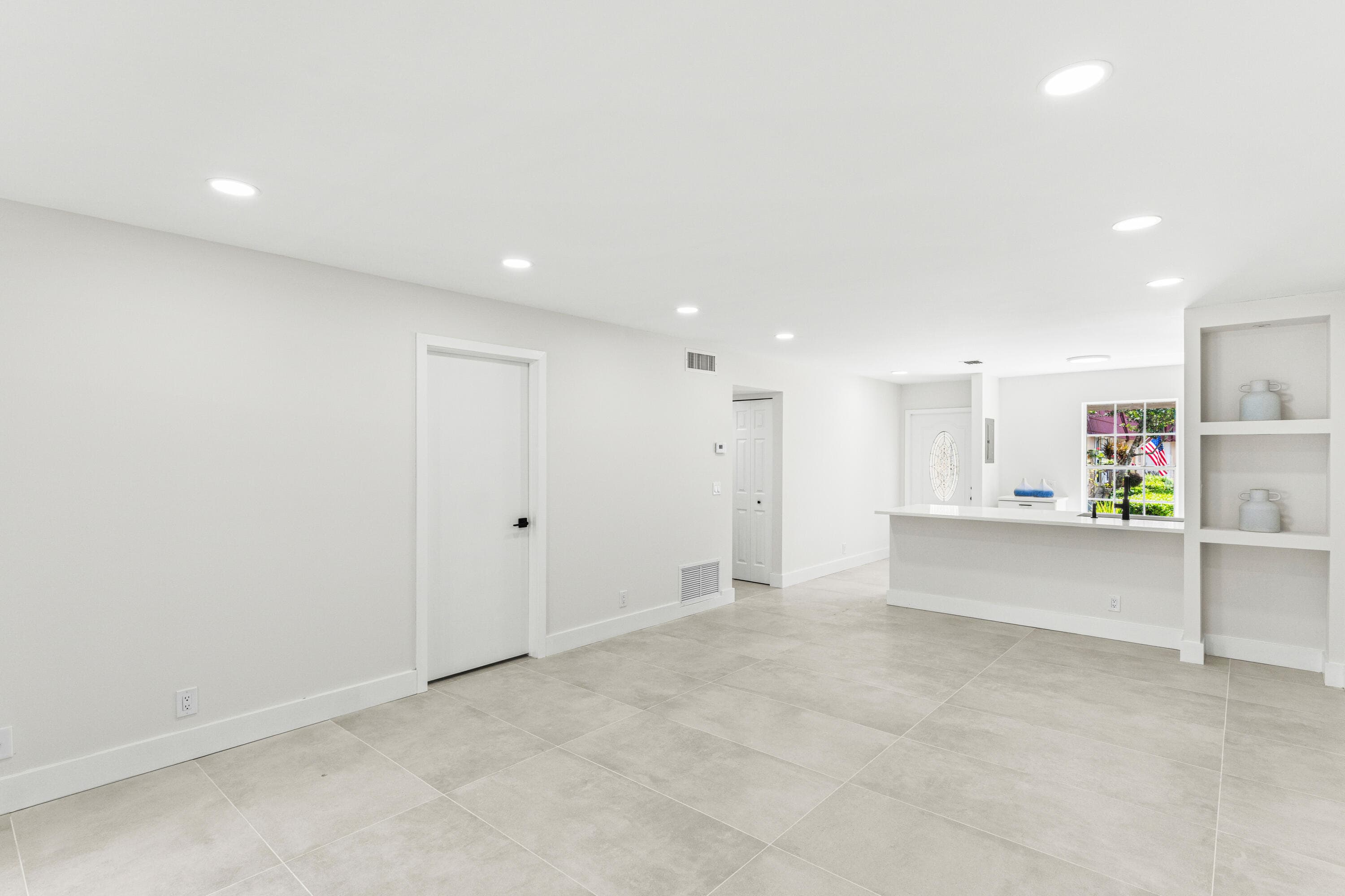 733 Nantucket Circle, Lake Worth, FL 33467 — photo 12 of 38