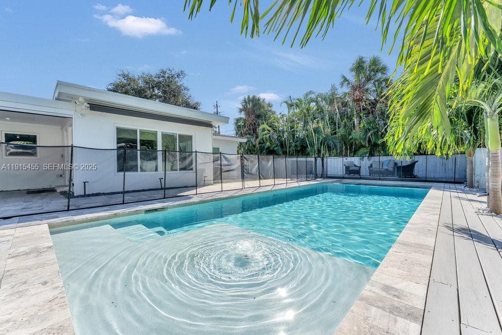 801 NE 19th Terrace, Fort Lauderdale, FL 33304 — photo 3 of 28