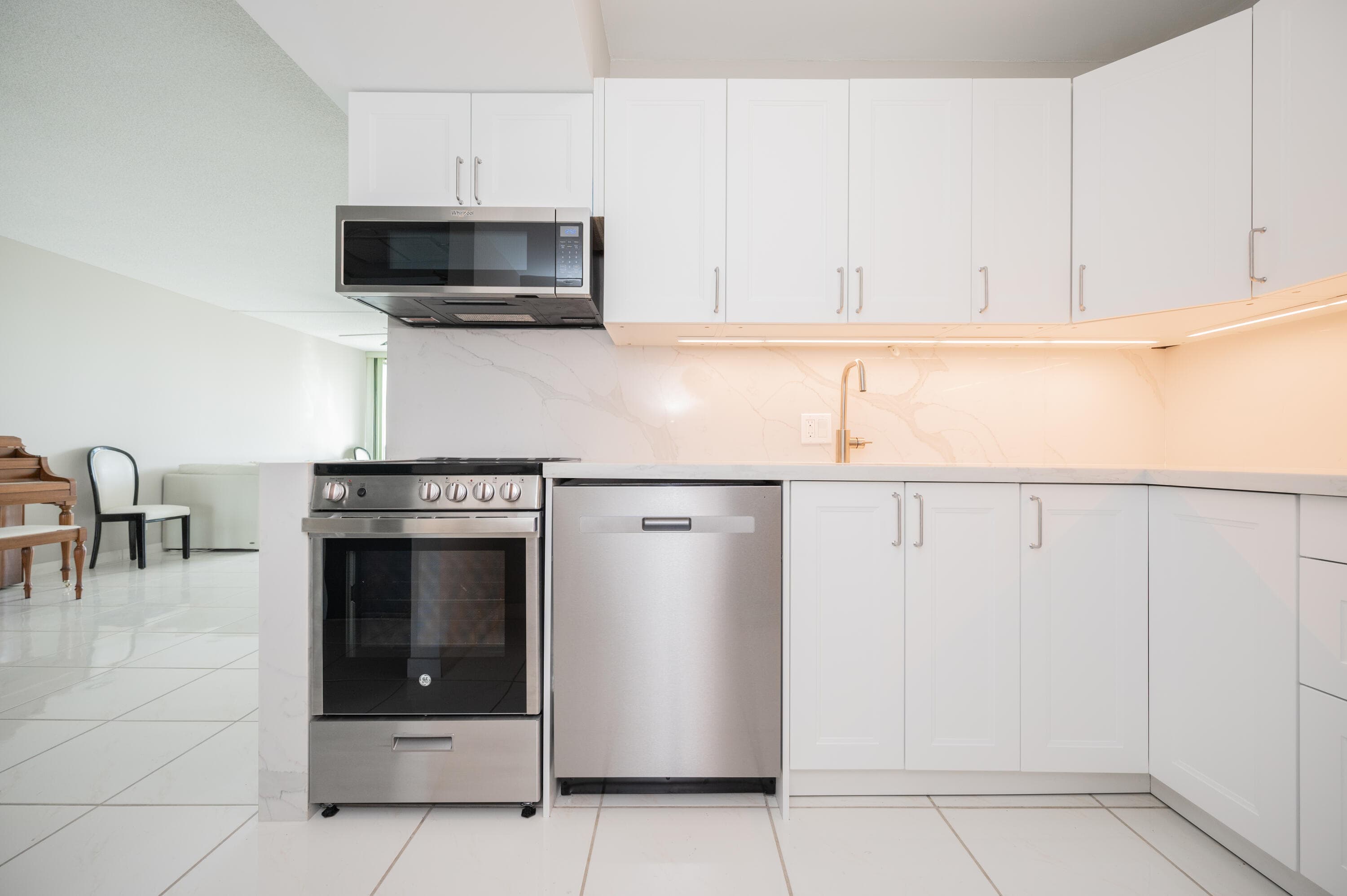 20335 W Country Club Drive 1704, Aventura, FL 33180 — photo 14 of 25
