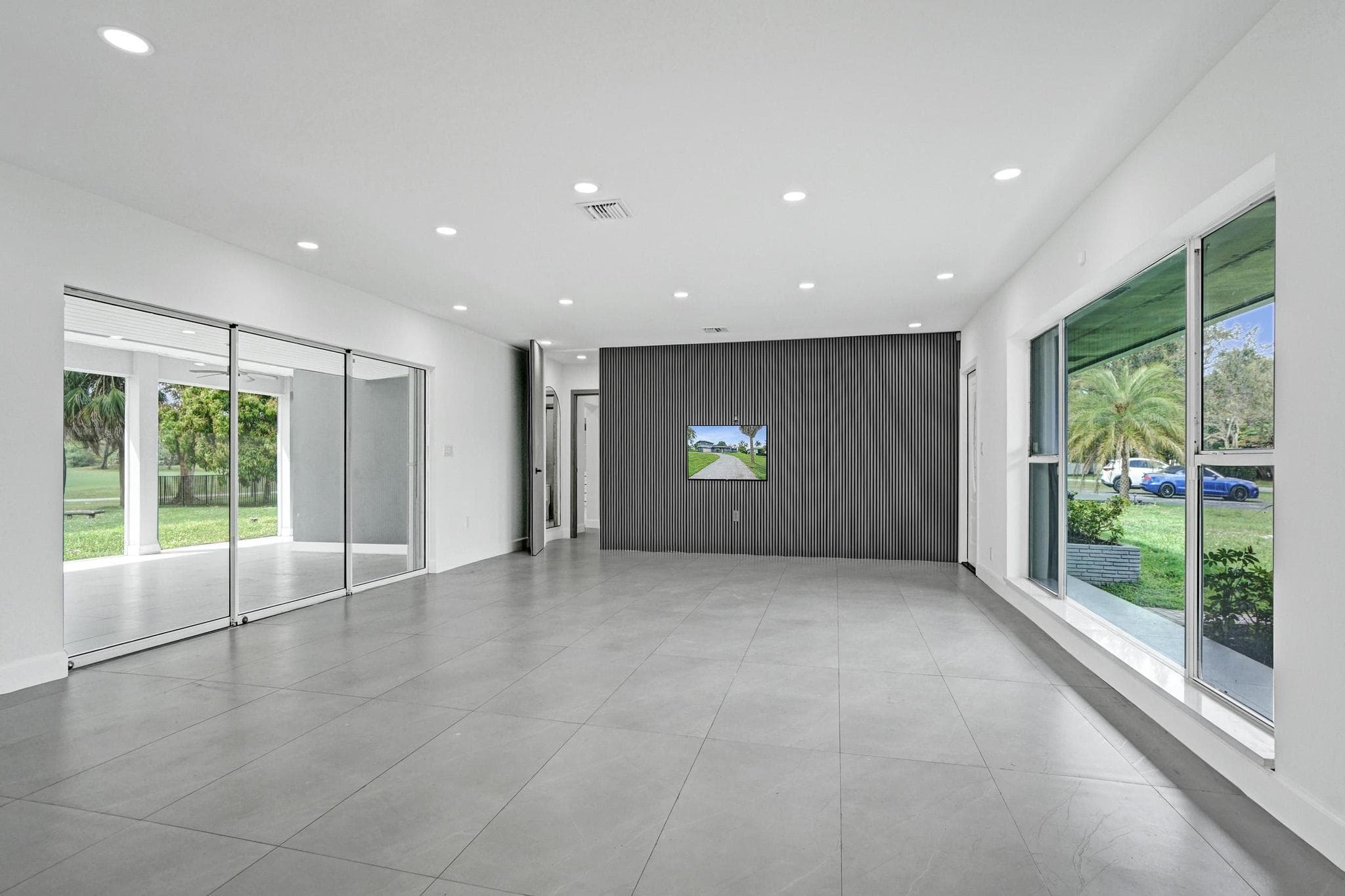 6700 E Tropical Way, Plantation, FL 33317 — photo 13 of 84