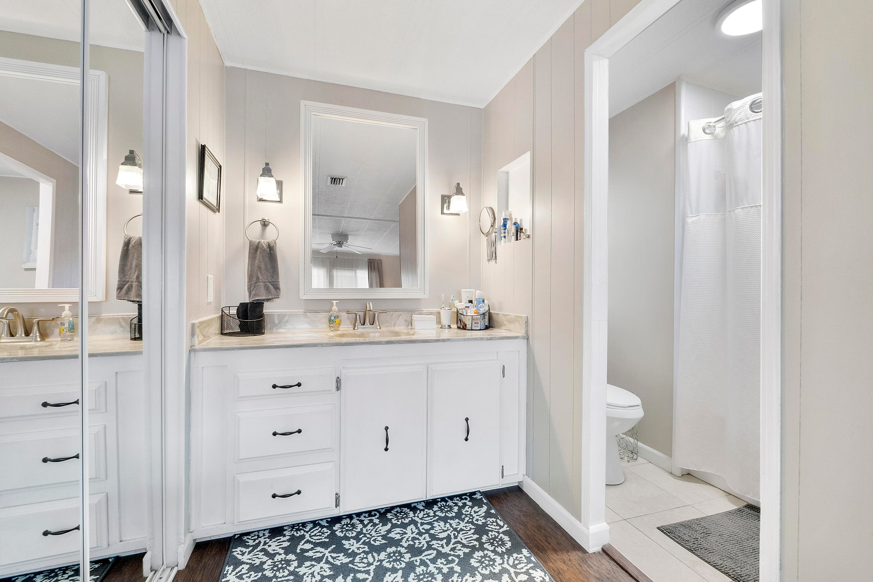 5490 SW 32nd Terrace, Fort Lauderdale, FL 33312 — photo 9 of 25