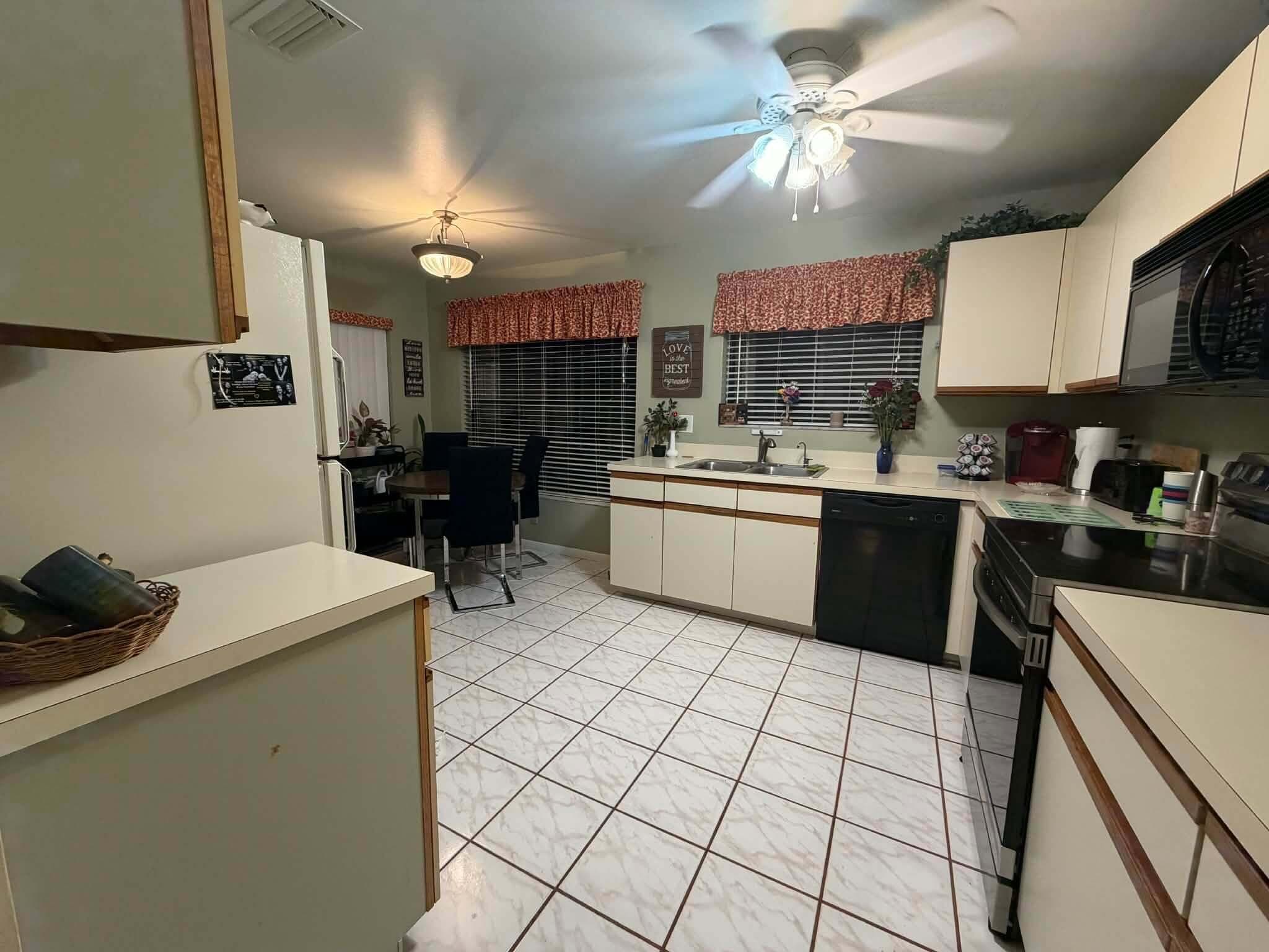 3209 Perimeter Drive 2713, Greenacres, FL 33467 — photo 4 of 21
