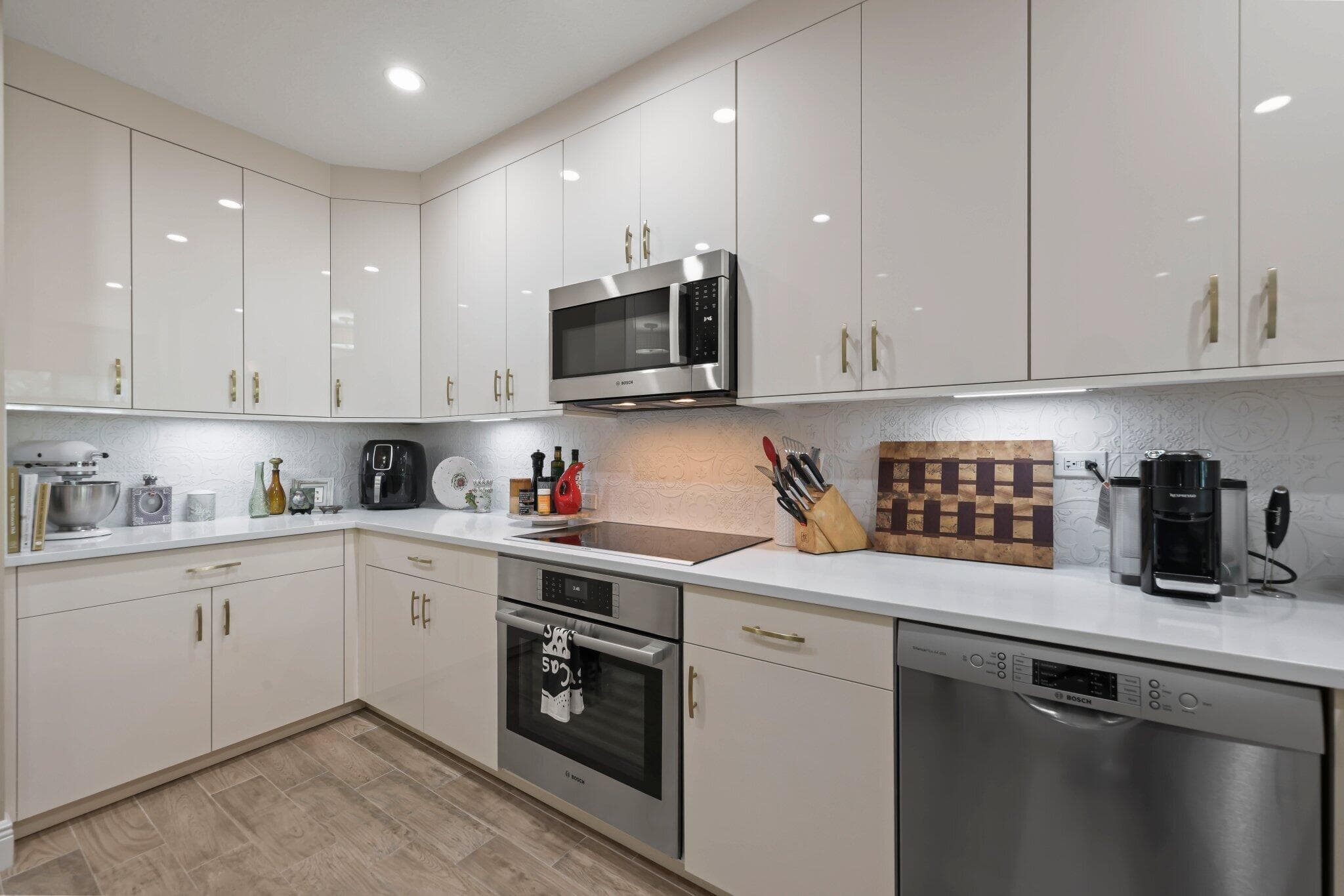 200 NE 2nd Avenue 211, Delray Beach, FL 33444 — photo 10 of 44