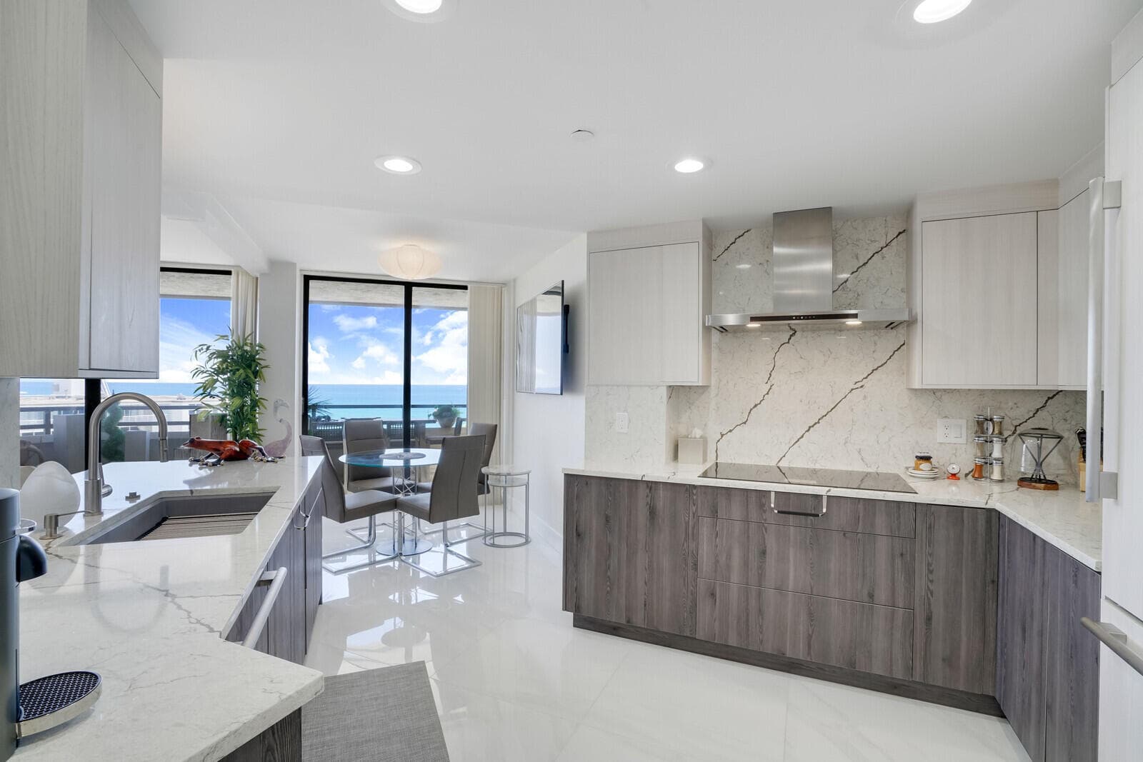 3560 S Ocean Boulevard Ph4, South Palm Beach, FL 33480 — photo 13 of 31
